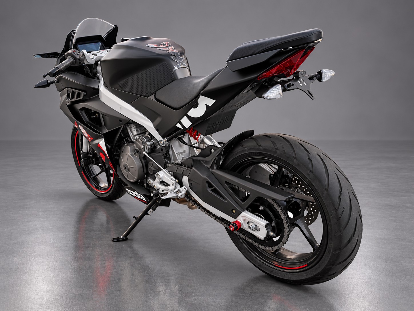 2025 Aprilia RS 457 5