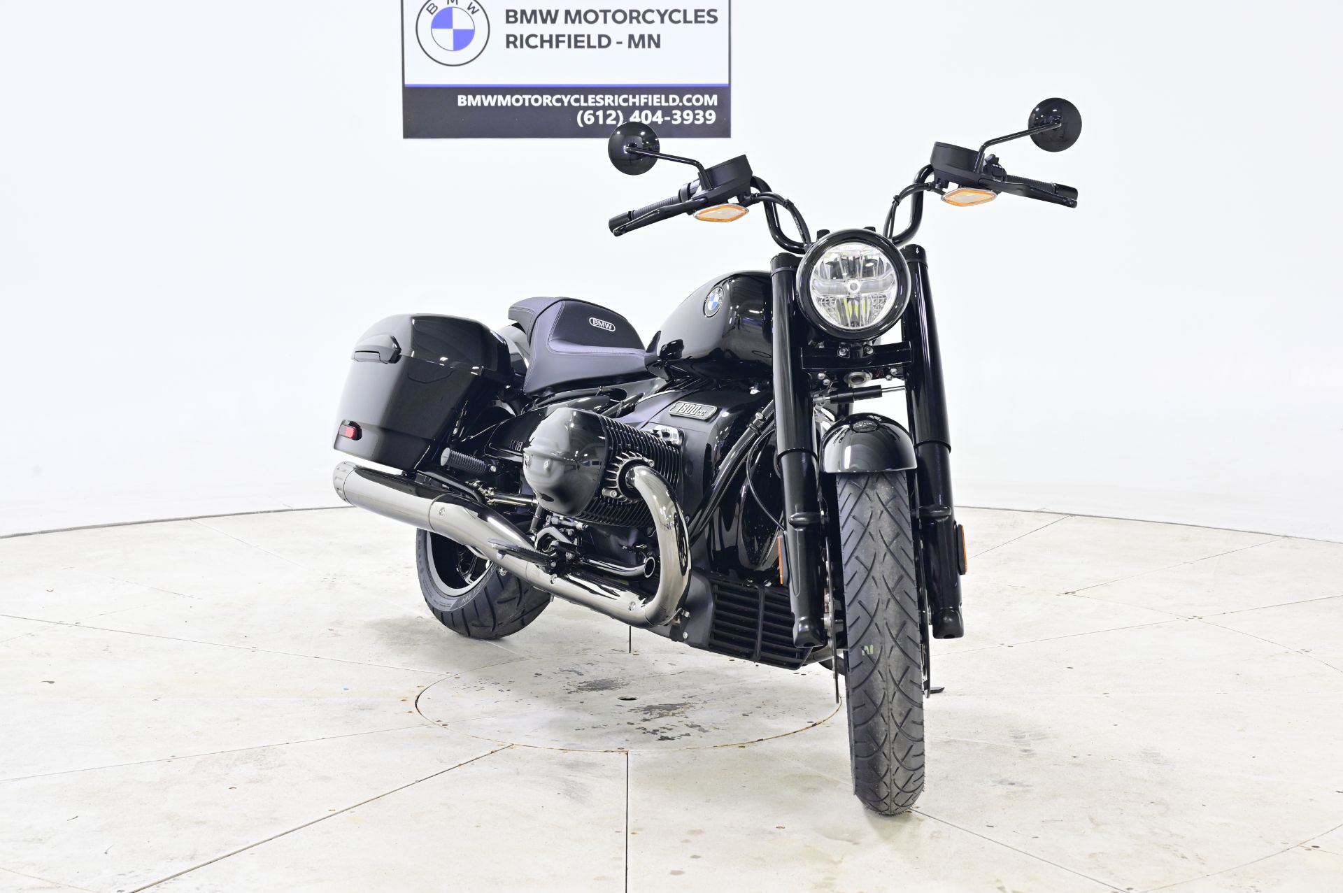 2024 BMW R 18 Roctane in Richfield, Minnesota - Photo 2