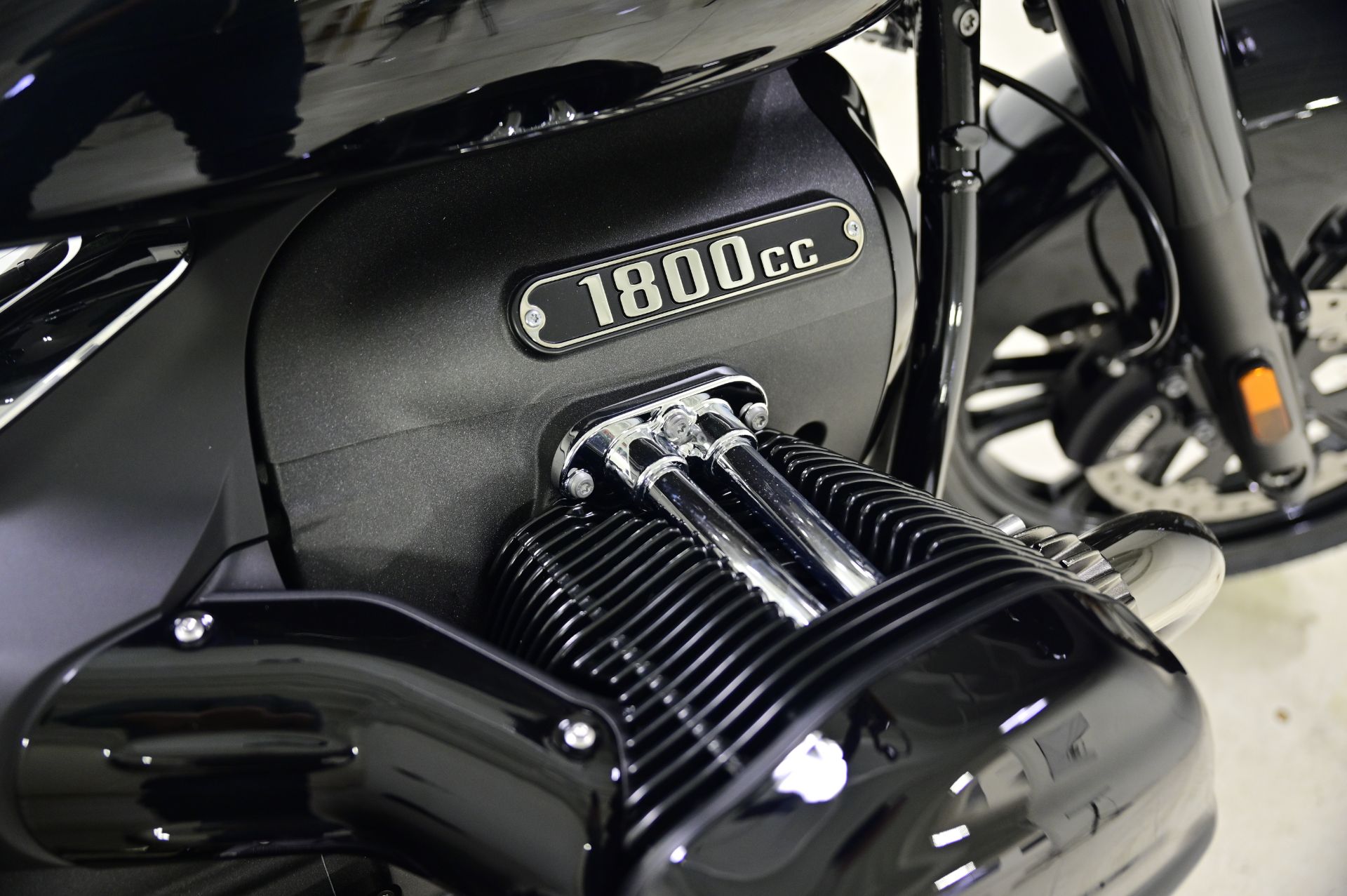 2024 BMW R 18 Roctane in Richfield, Minnesota - Photo 15