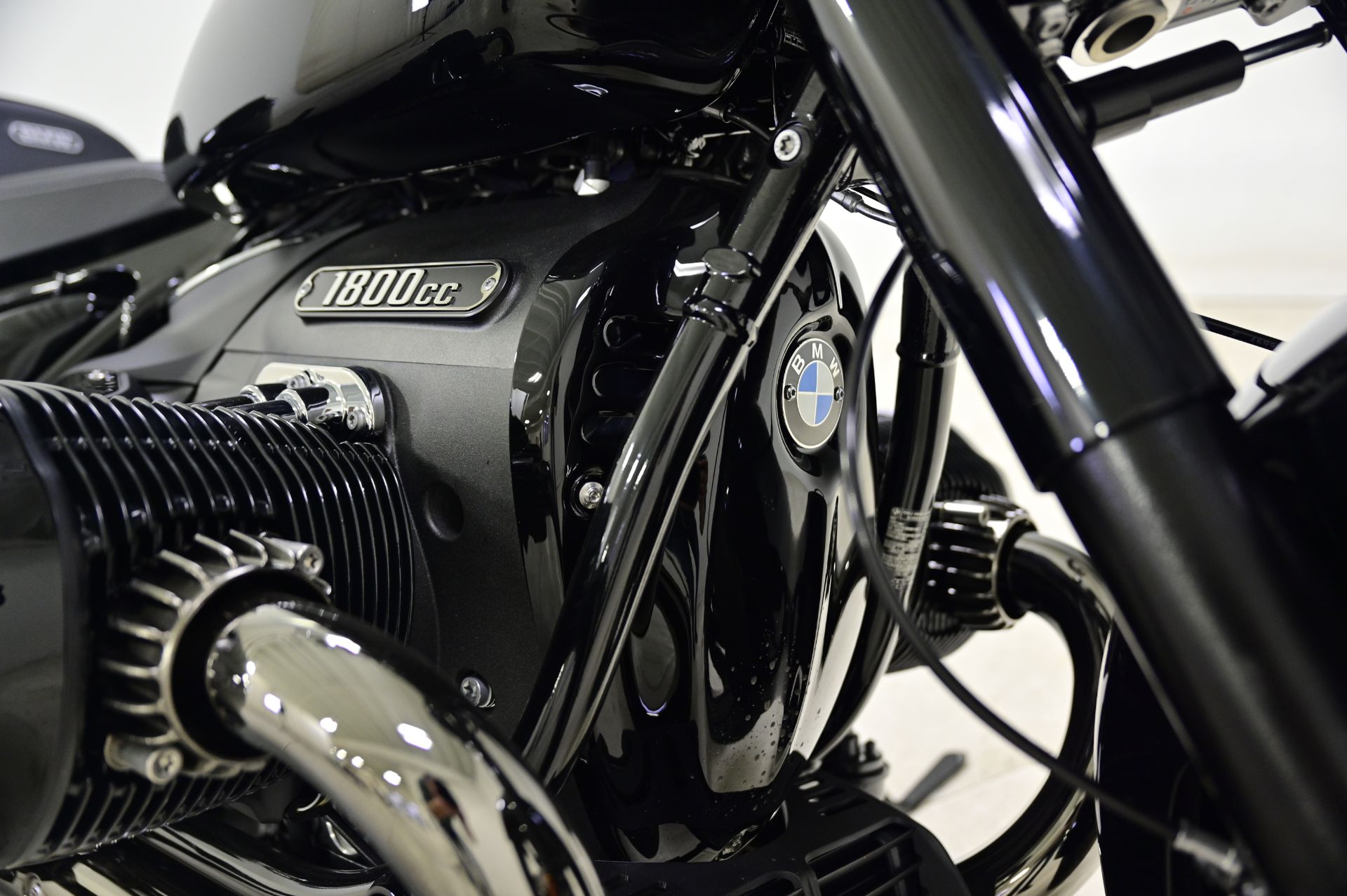 2024 BMW R 18 Roctane in Richfield, Minnesota - Photo 20