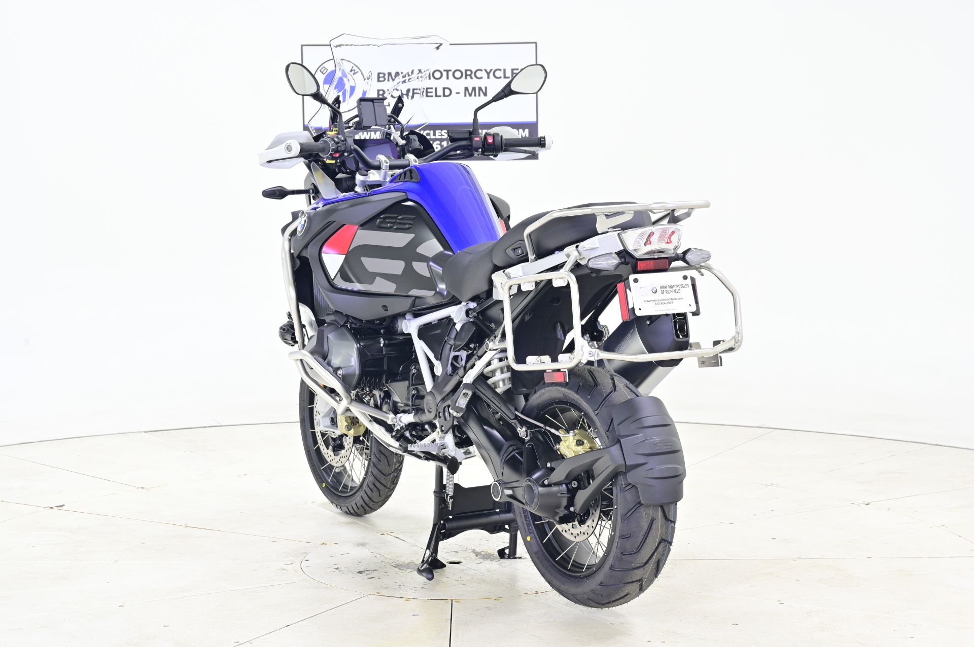 2024 BMW R 1250 GS Adventure in Richfield, Minnesota - Photo 6