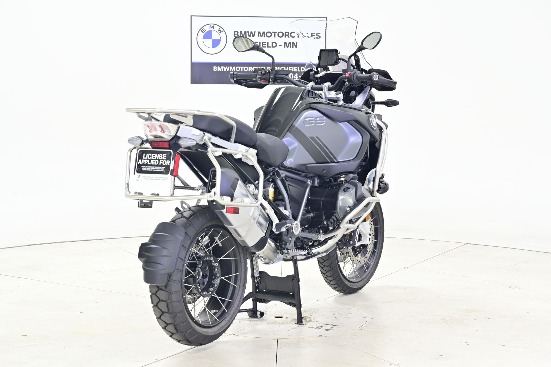 2024 BMW R 1250 GS Adventure in Richfield, Minnesota - Photo 8