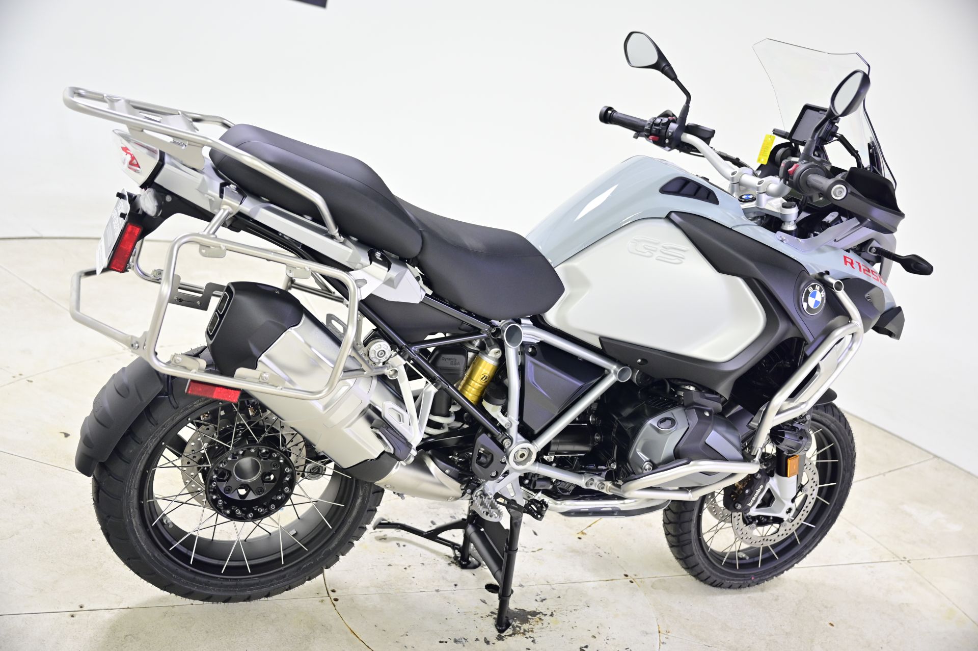 2024 BMW R 1250 GS Adventure in Richfield, Minnesota - Photo 9