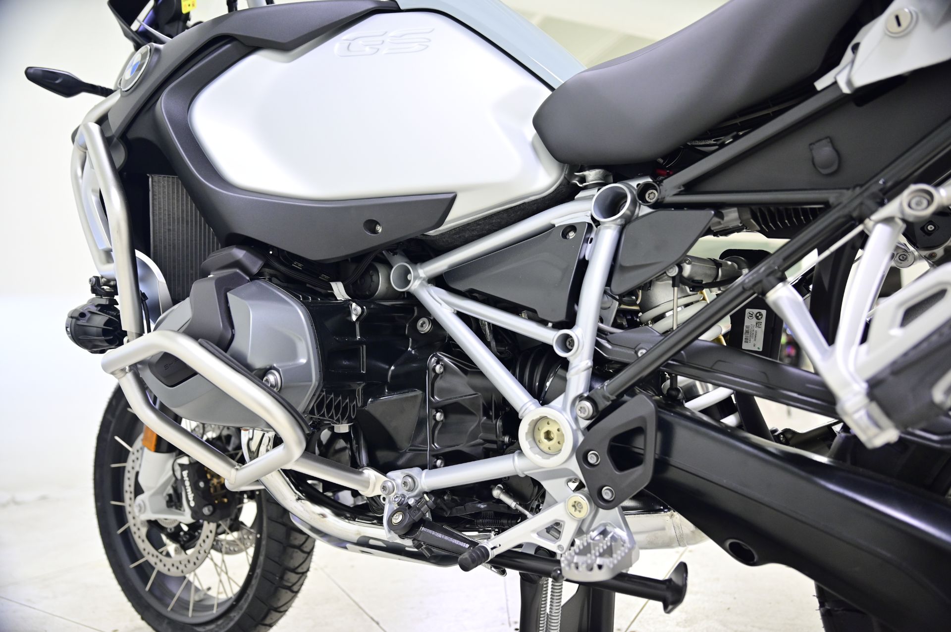 2024 BMW R 1250 GS Adventure in Richfield, Minnesota - Photo 27