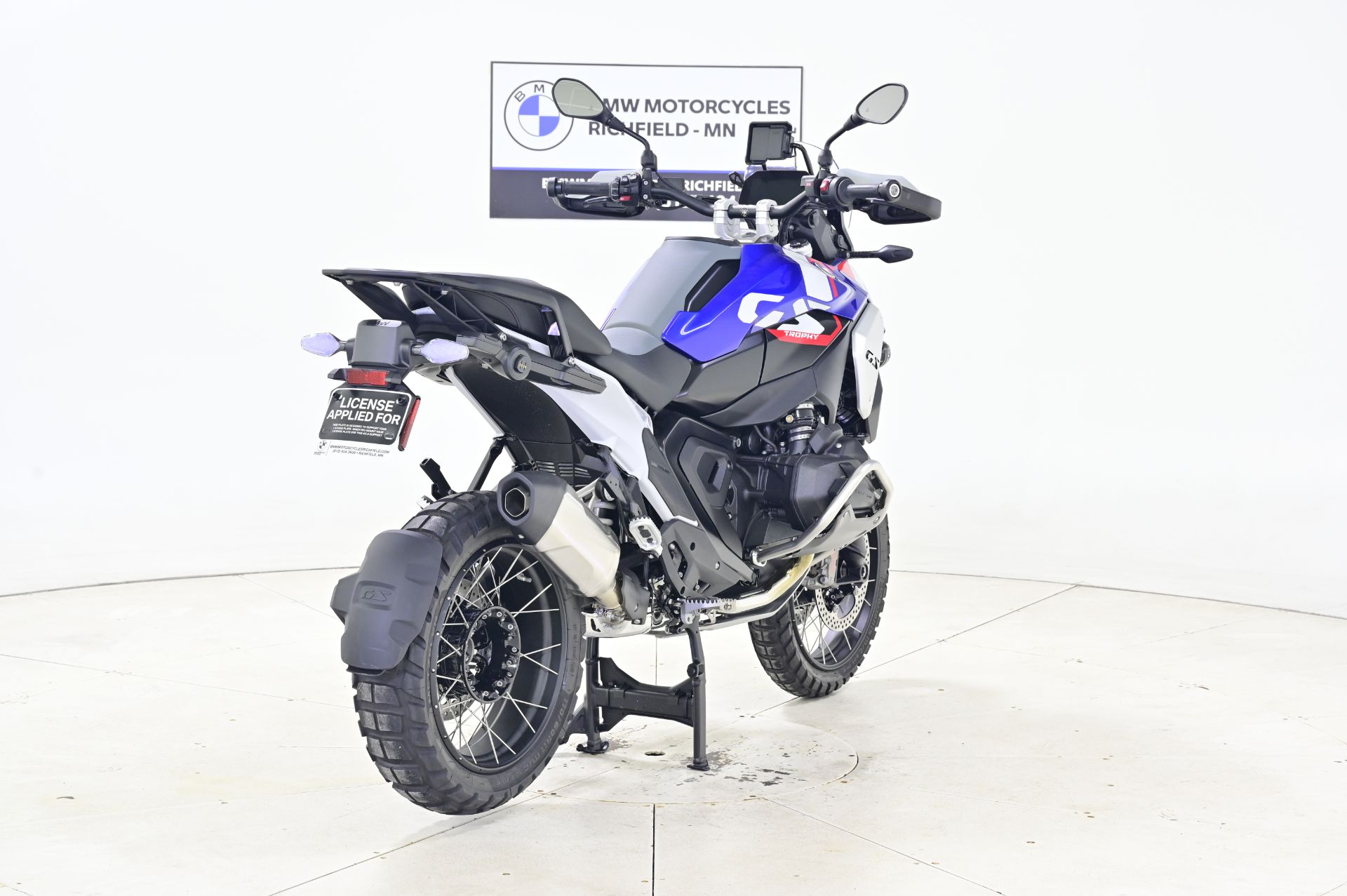 2024 BMW R 1300 GS in Richfield, Minnesota - Photo 3