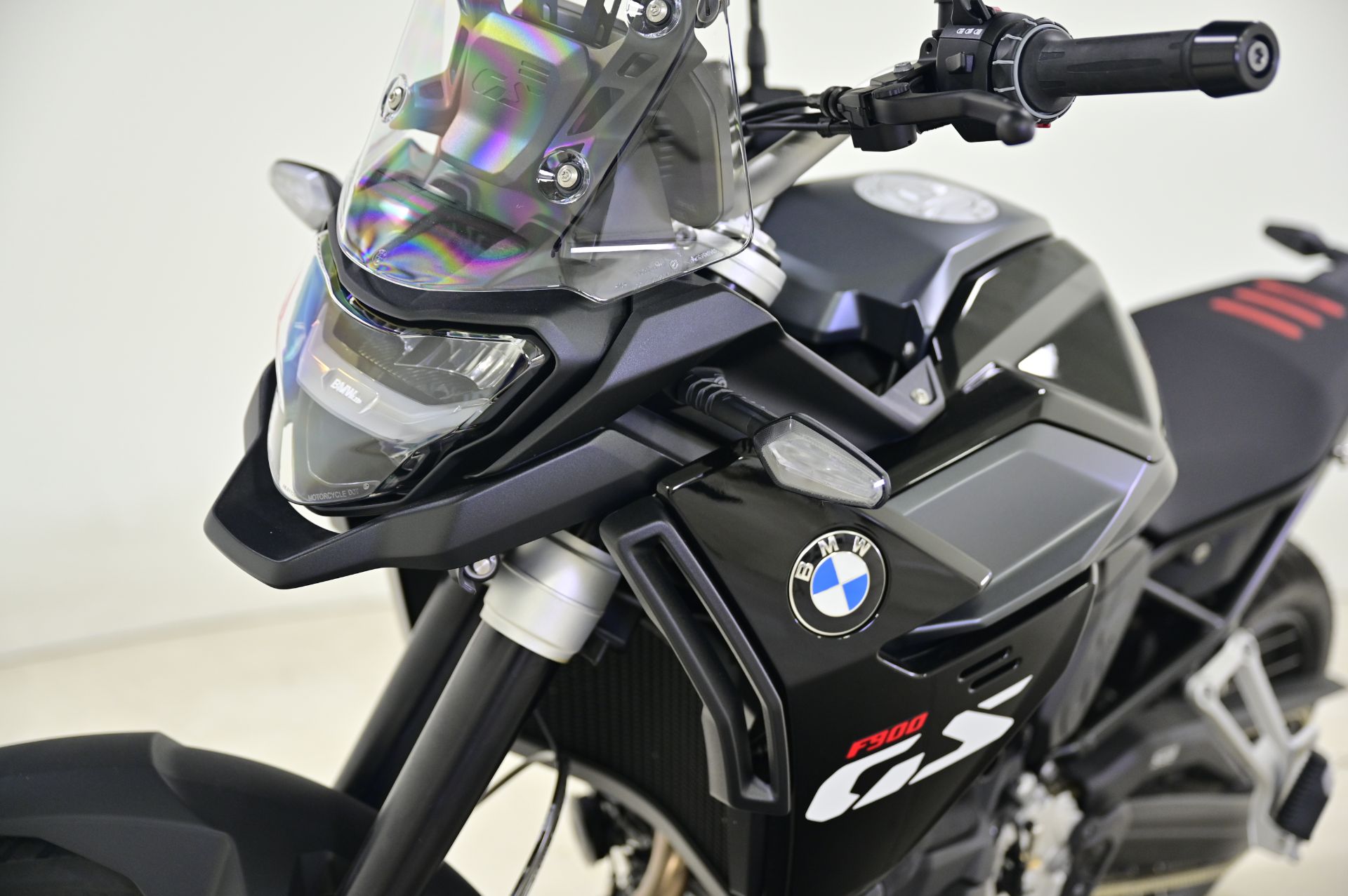 2024 BMW F 900 GS in Richfield, Minnesota - Photo 2