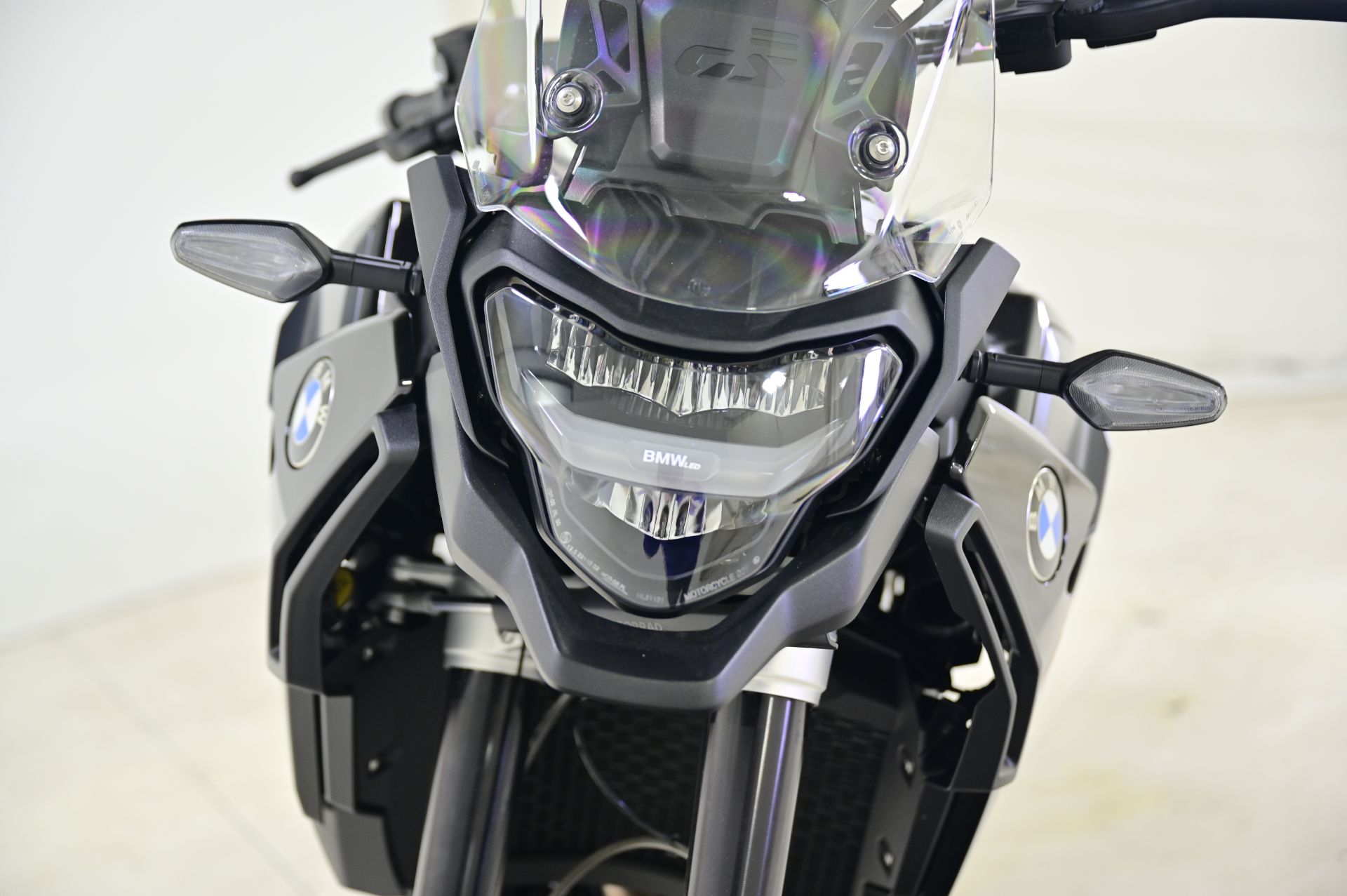 2024 BMW F 900 GS in Richfield, Minnesota - Photo 9