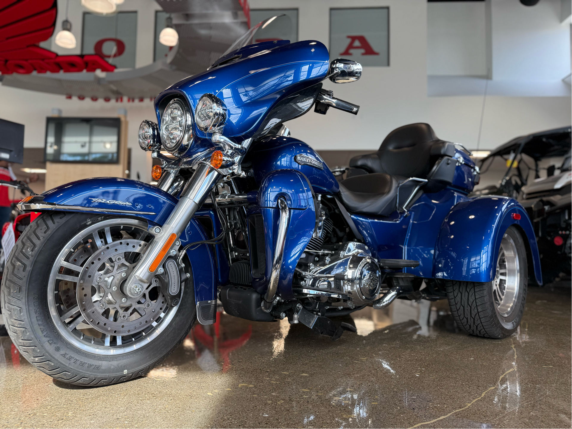 Used 2017 Harley-Davidson Tri Glide® Ultra, Indianapolis IN