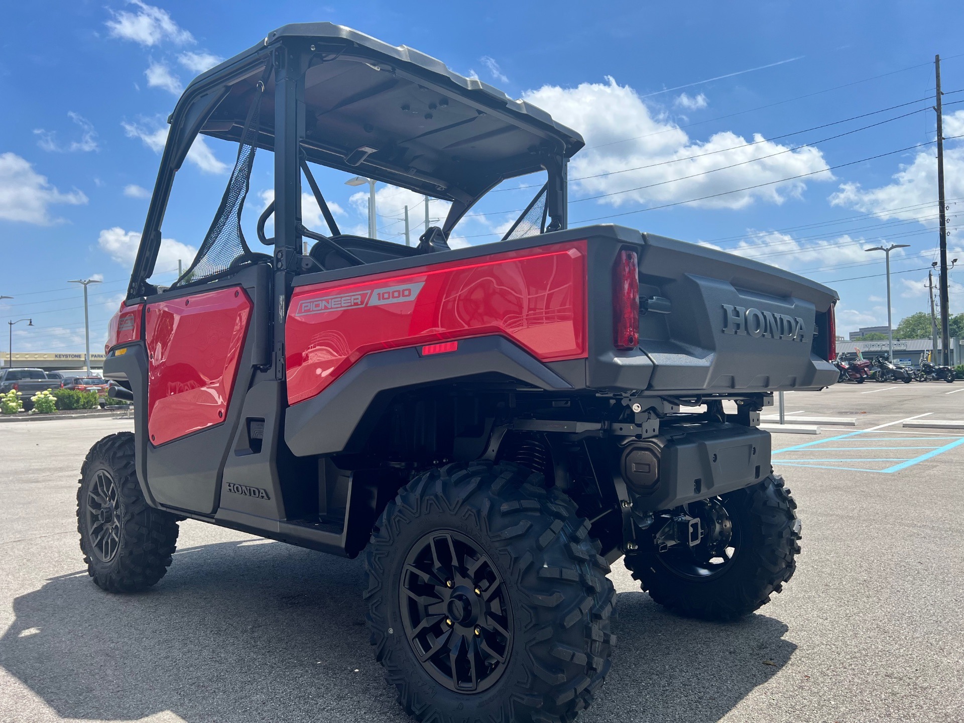 2026 Honda Pioneer 1000 Deluxe 7