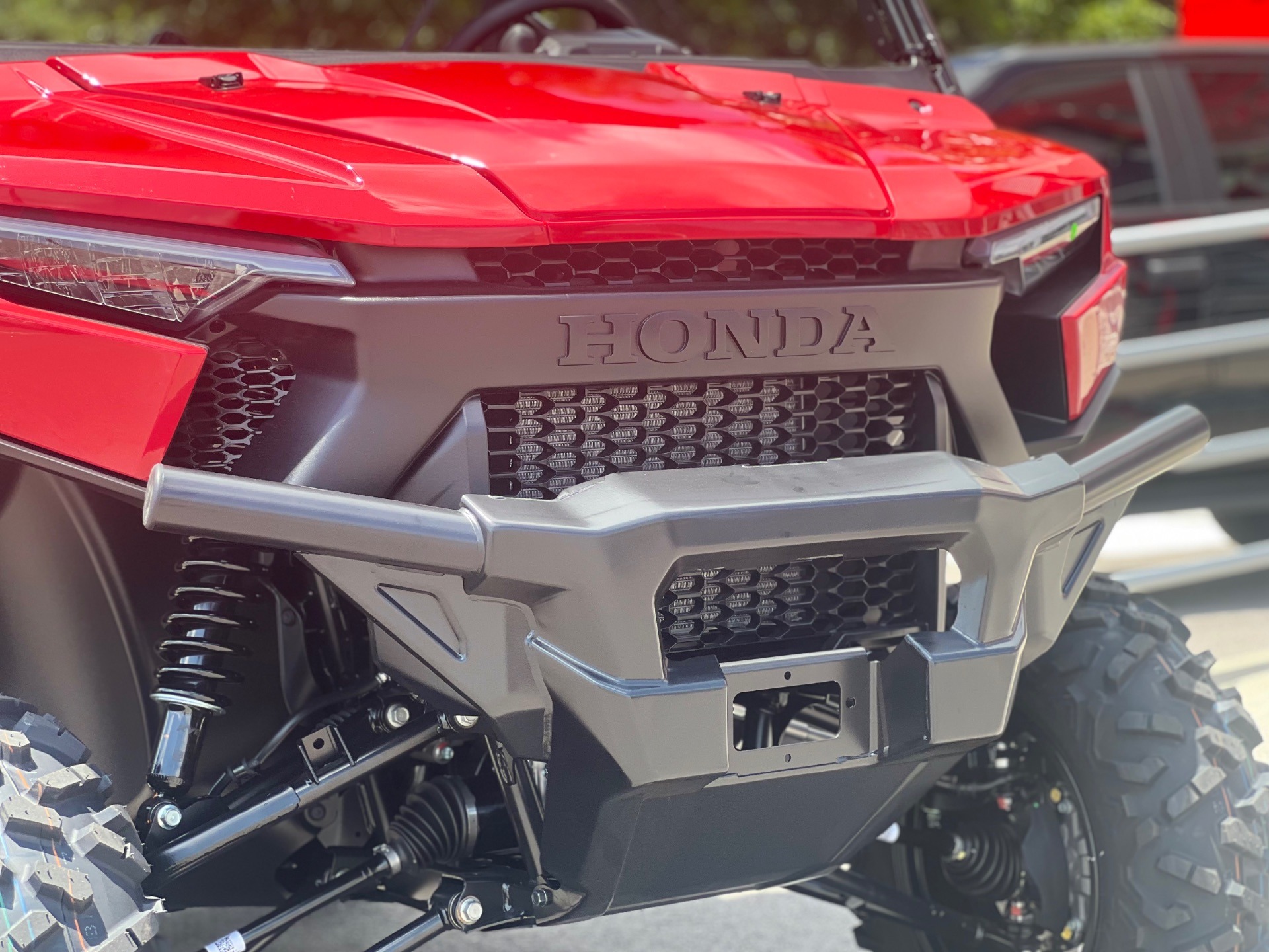 2026 Honda Pioneer 1000 Deluxe 11