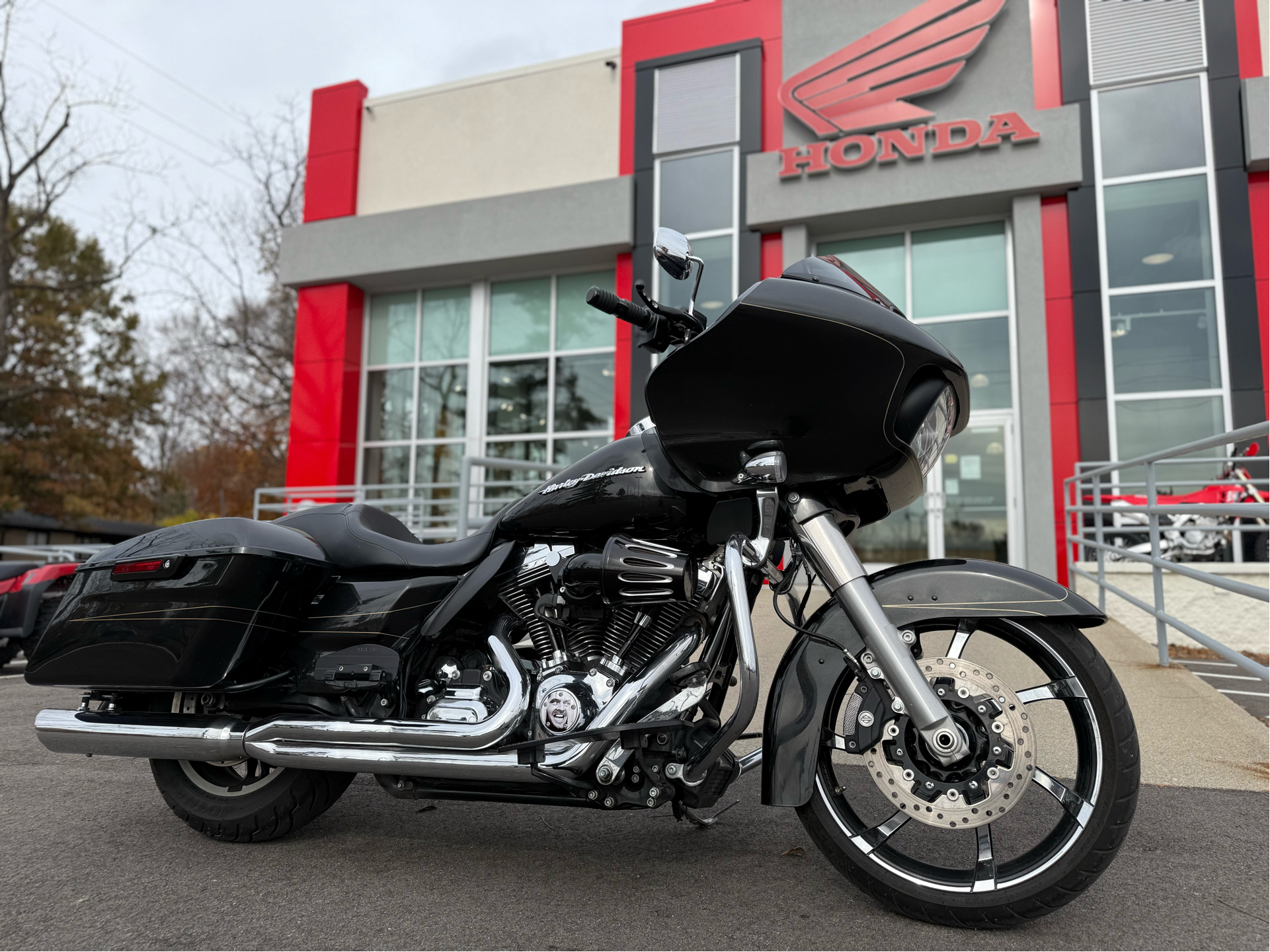 2016 Harley-Davidson Road Glide® Special 2