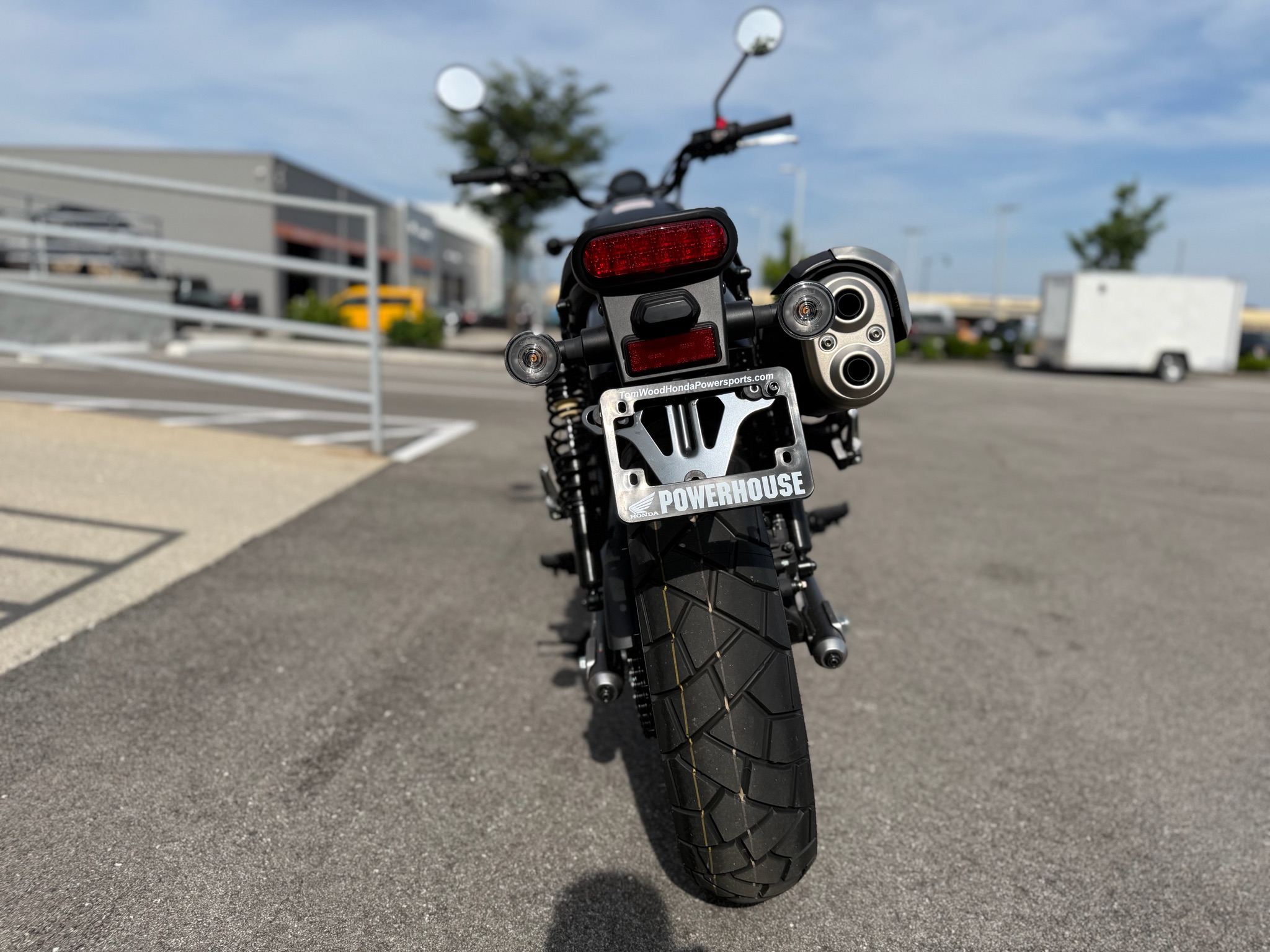 2025 Honda SCL500 7