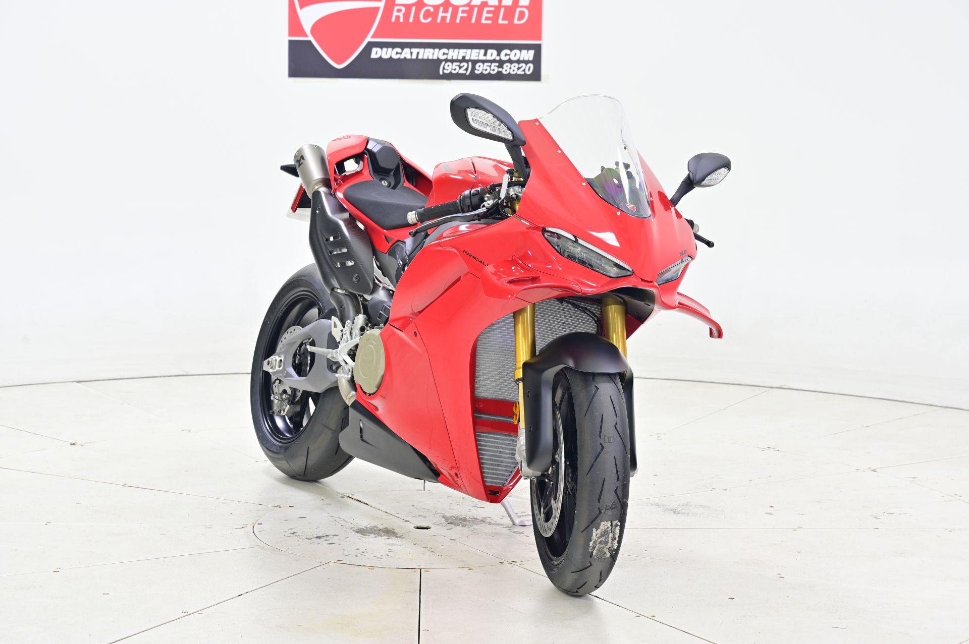 2025 Ducati Panigale V4 S in Richfield, Minnesota - Photo 26