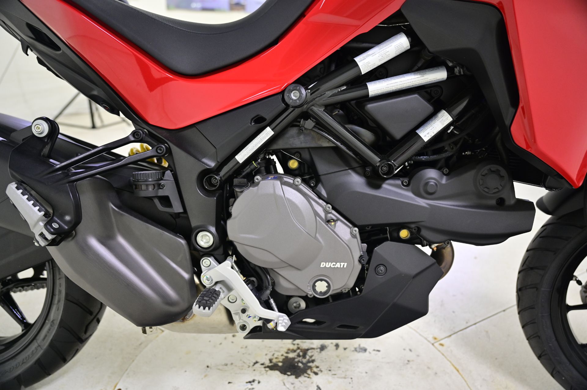 2024 Ducati Multistrada V2 S in Richfield, Minnesota - Photo 18