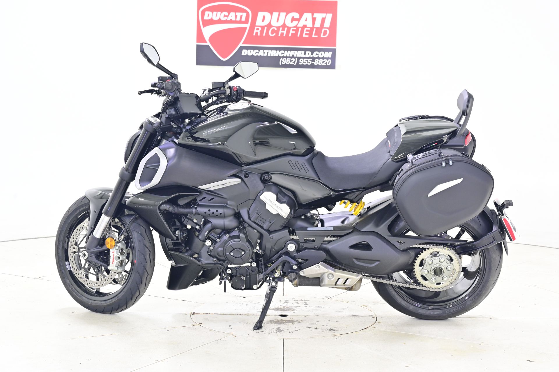 New 2024 Ducati Diavel V4, Richfield MN | Specs, Price, Photos