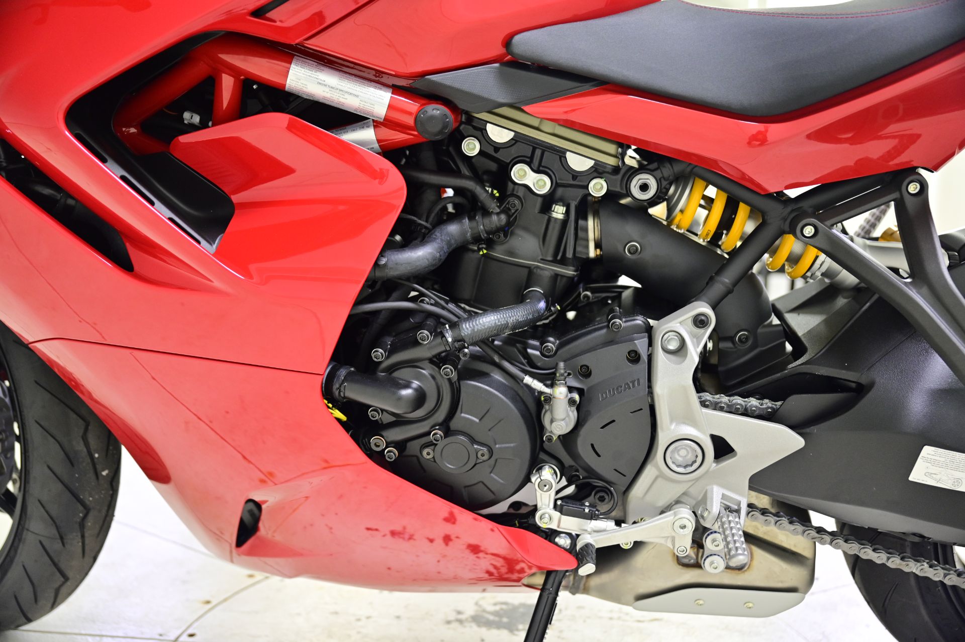 2024 Ducati SuperSport 950 S in Richfield, Minnesota - Photo 10