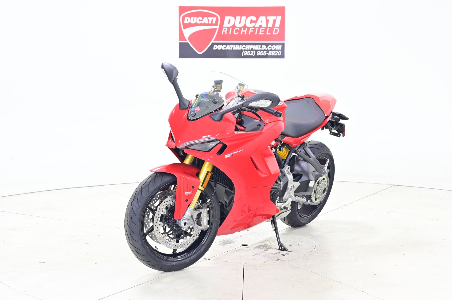 2024 Ducati SuperSport 950 S in Richfield, Minnesota - Photo 4