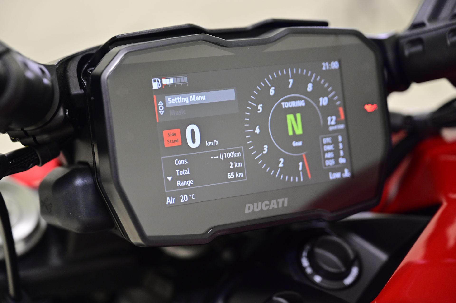 2024 Ducati Diavel V4 in Richfield, Minnesota - Photo 13