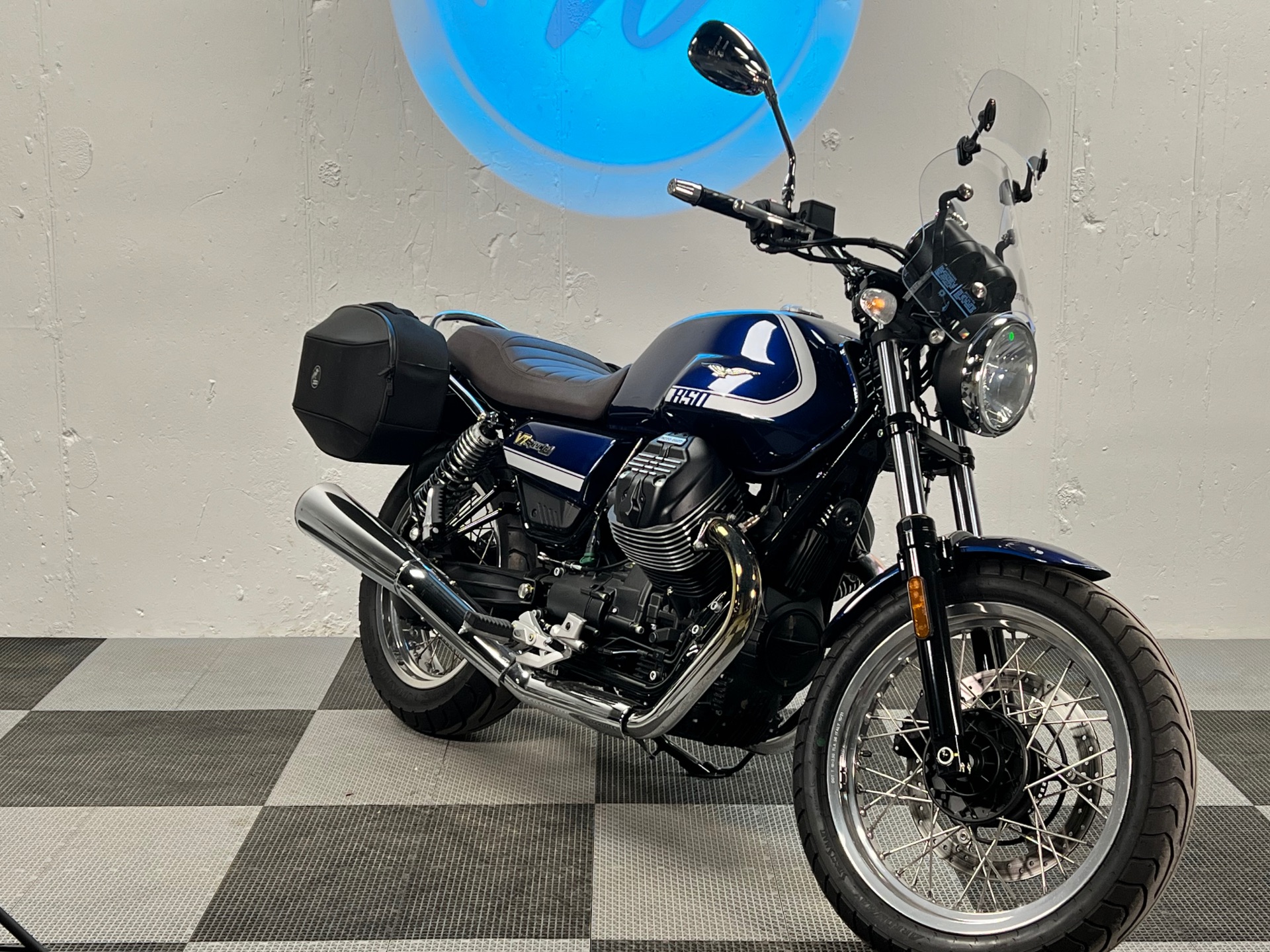 2022 Moto Guzzi V7 Special in Indianapolis, Indiana - Photo 2