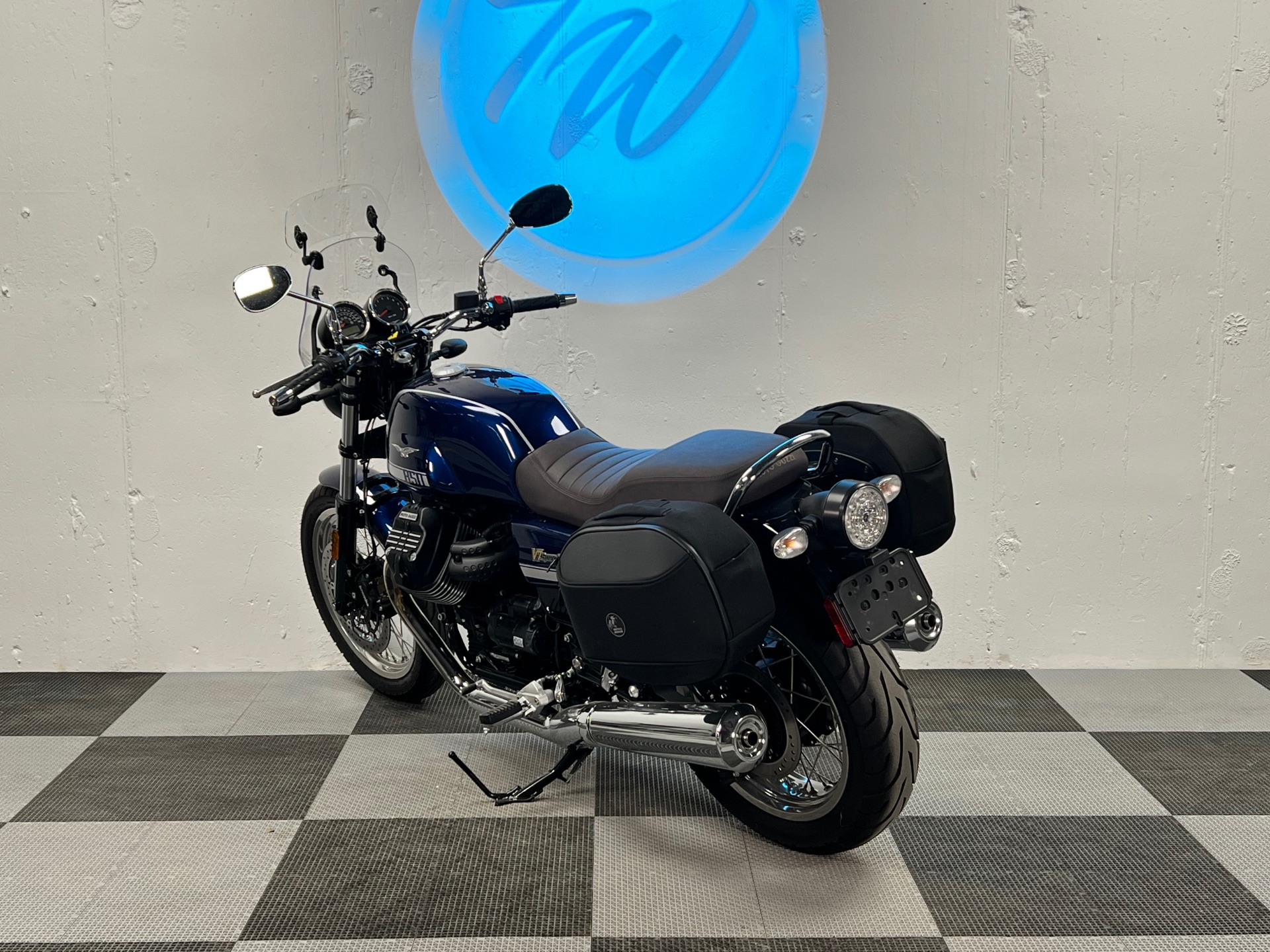 2022 Moto Guzzi V7 Special in Indianapolis, Indiana - Photo 6