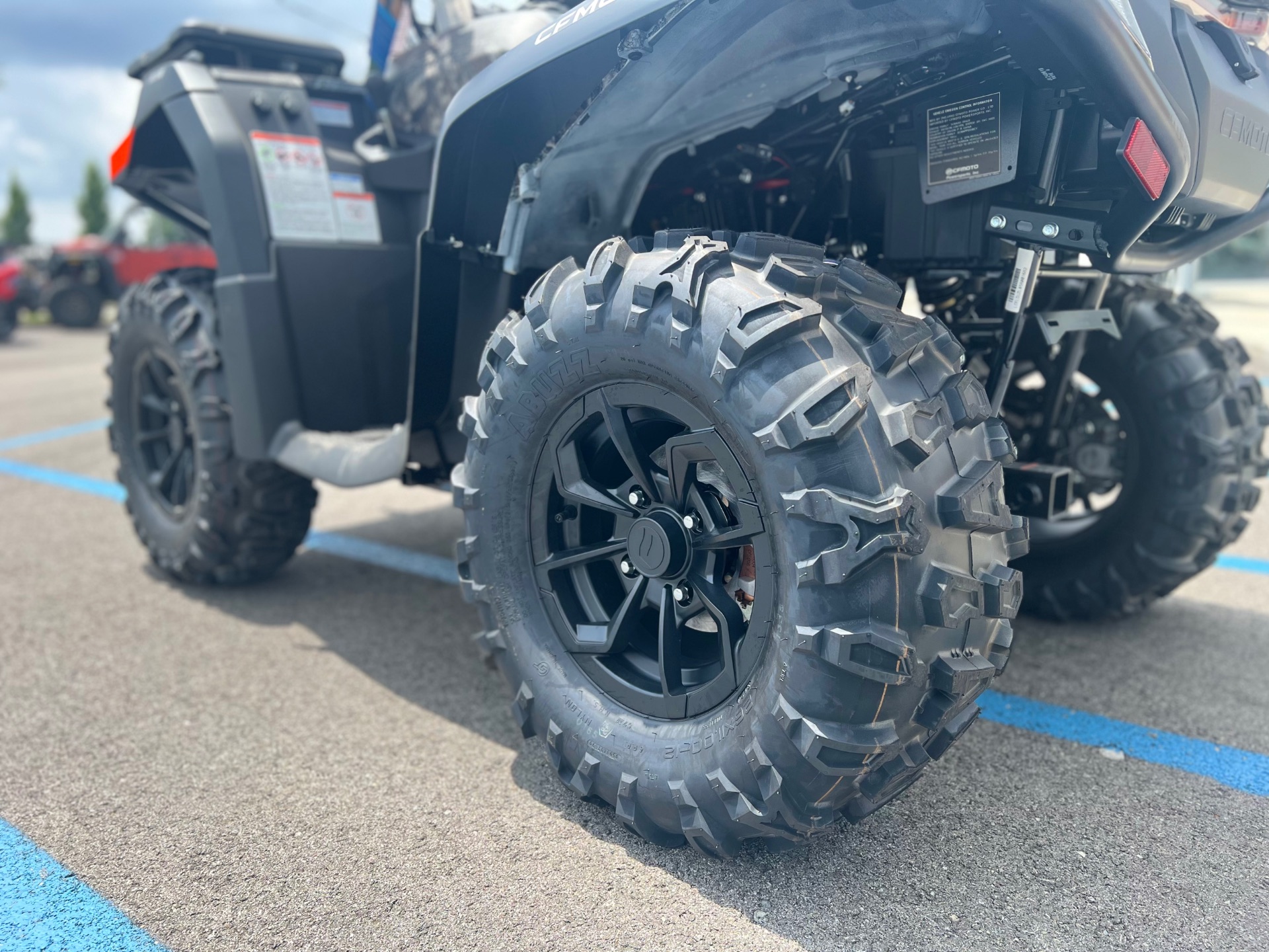 2025  CForce 600 10