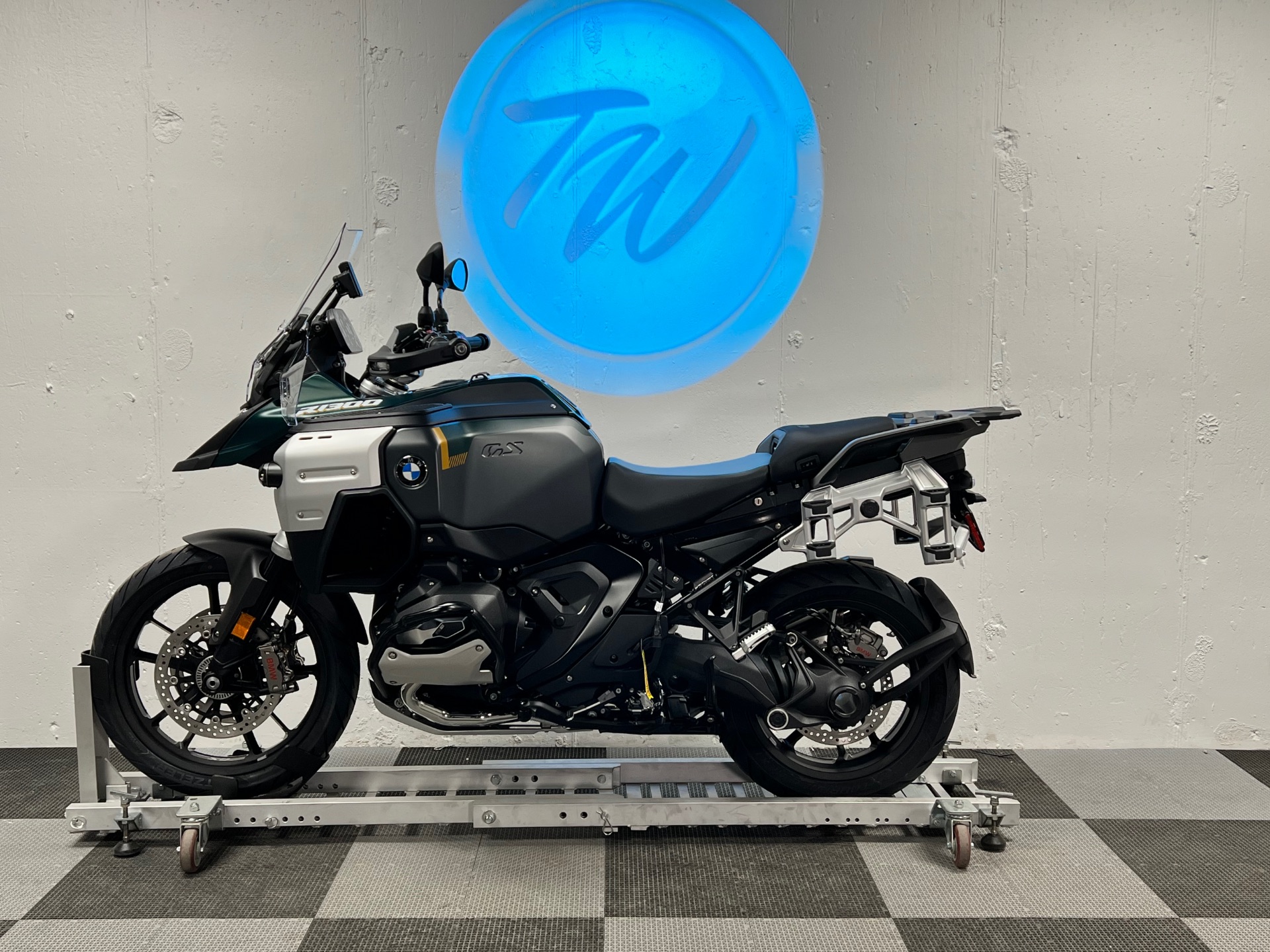 2026 BMW R 1300 GS Adventure 4