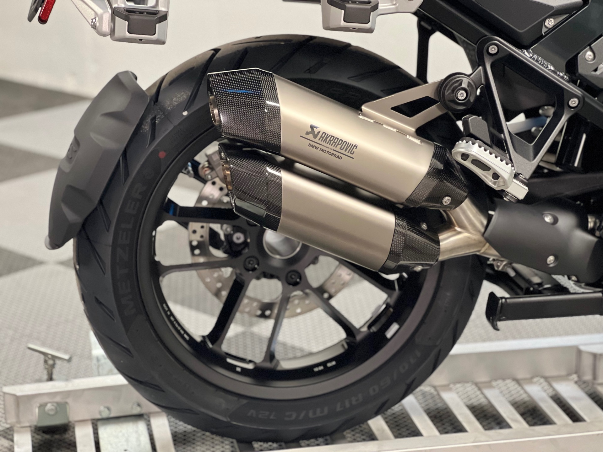2026 BMW R 1300 GS Adventure 11