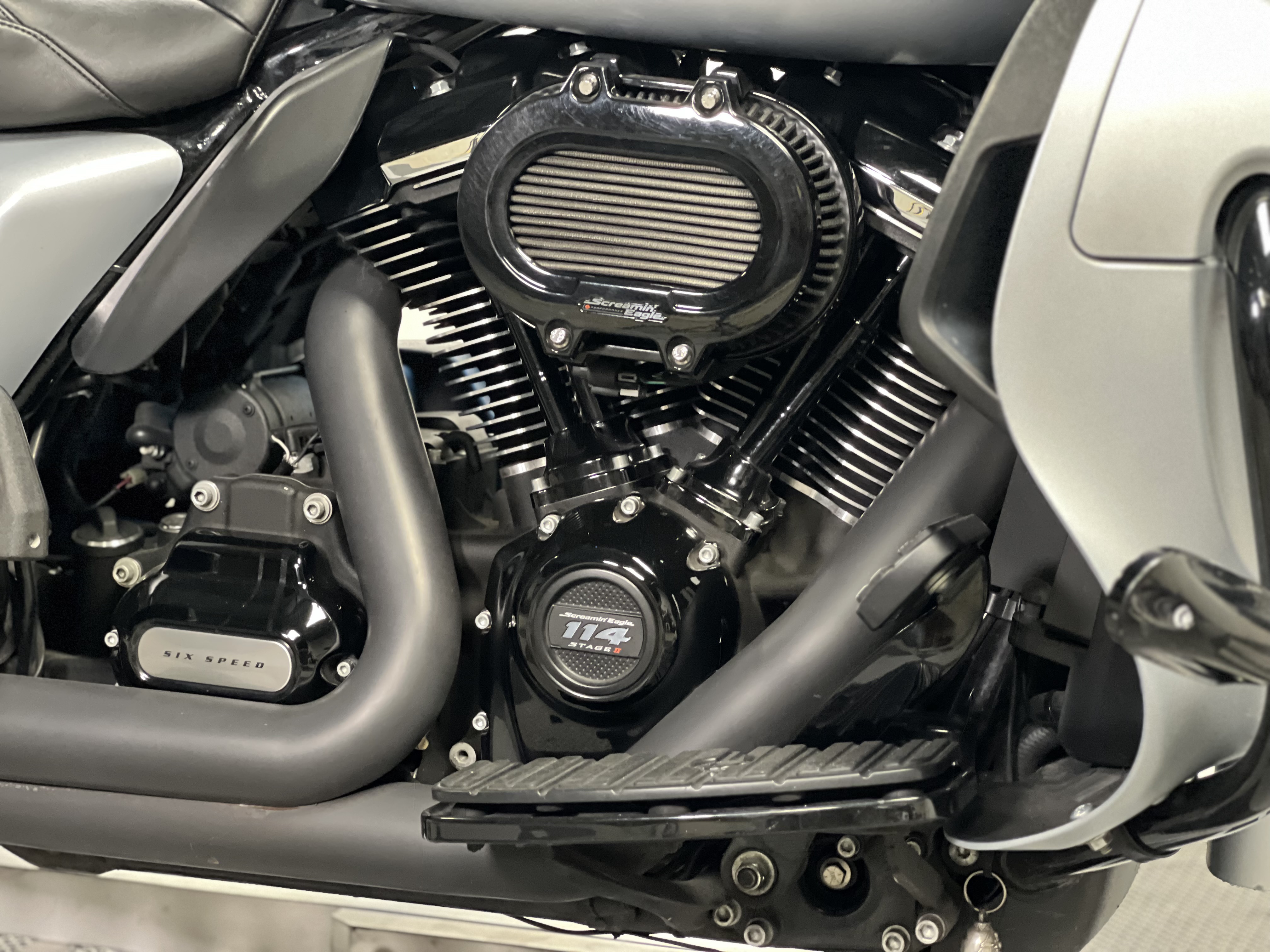 2020 Harley-Davidson Road Glide® Limited 11