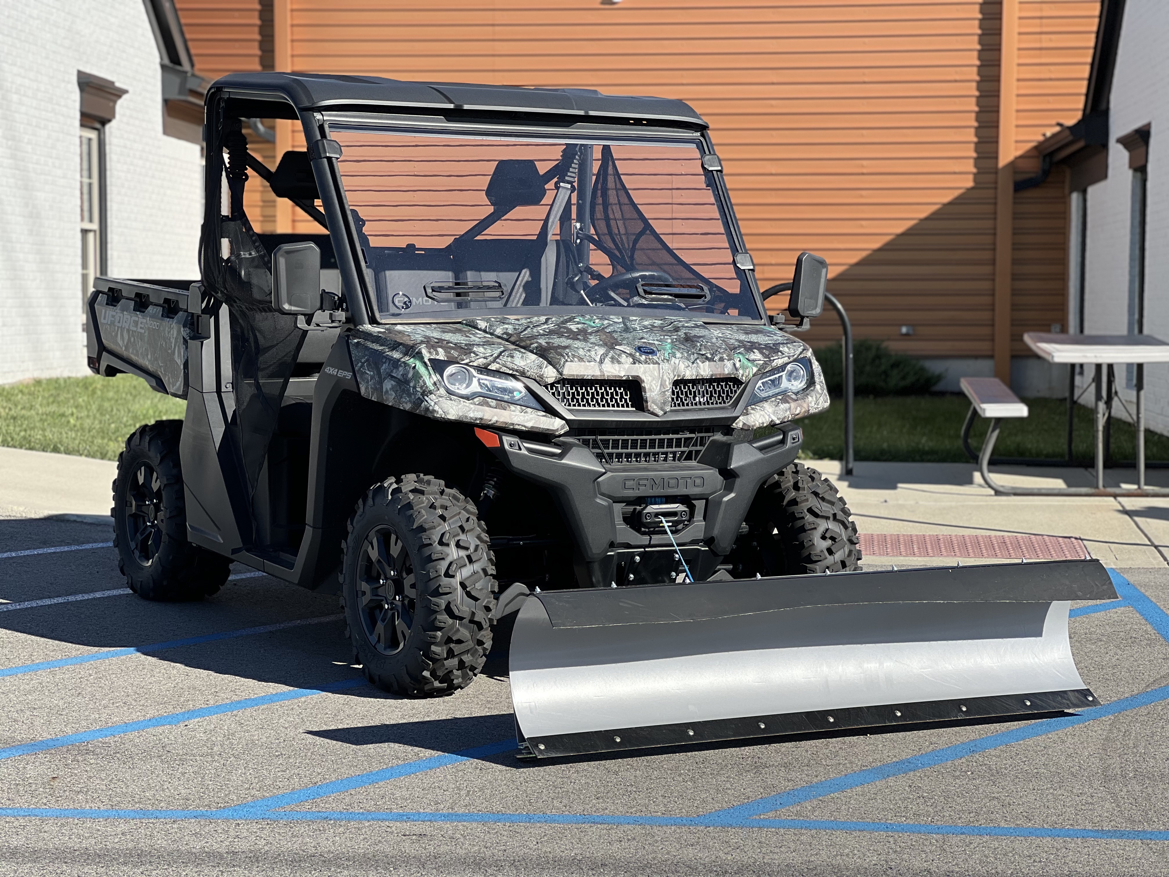 2025  UForce 1000 1