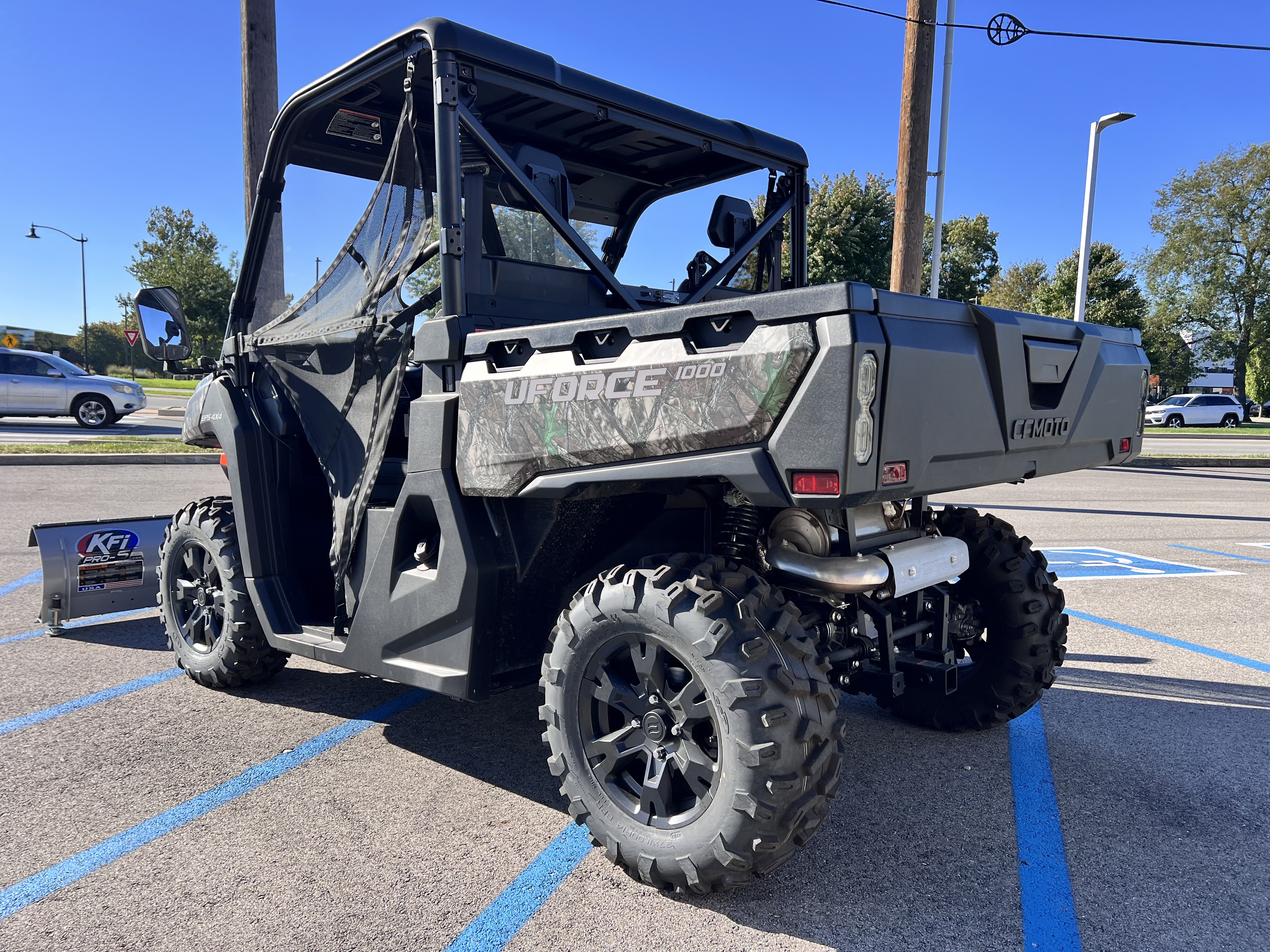 2025  UForce 1000 4