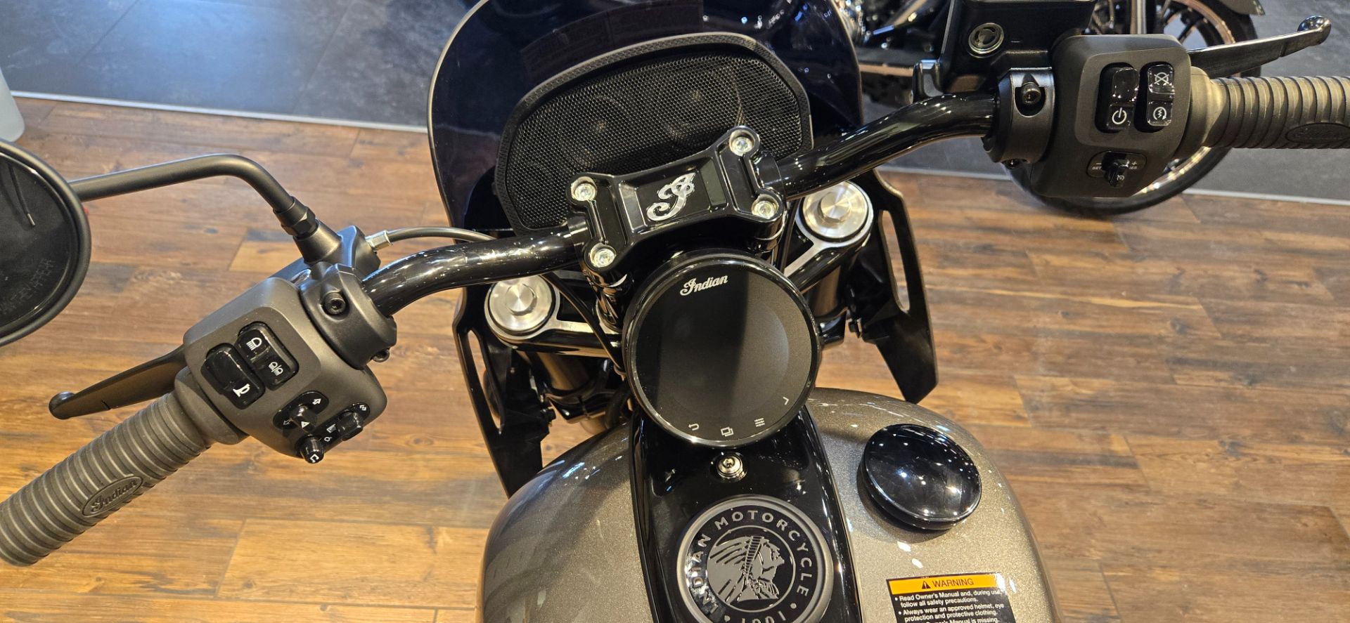 2025 Indian Motorcycle Sport Chief RT in Lexington, Kentucky - Photo 10