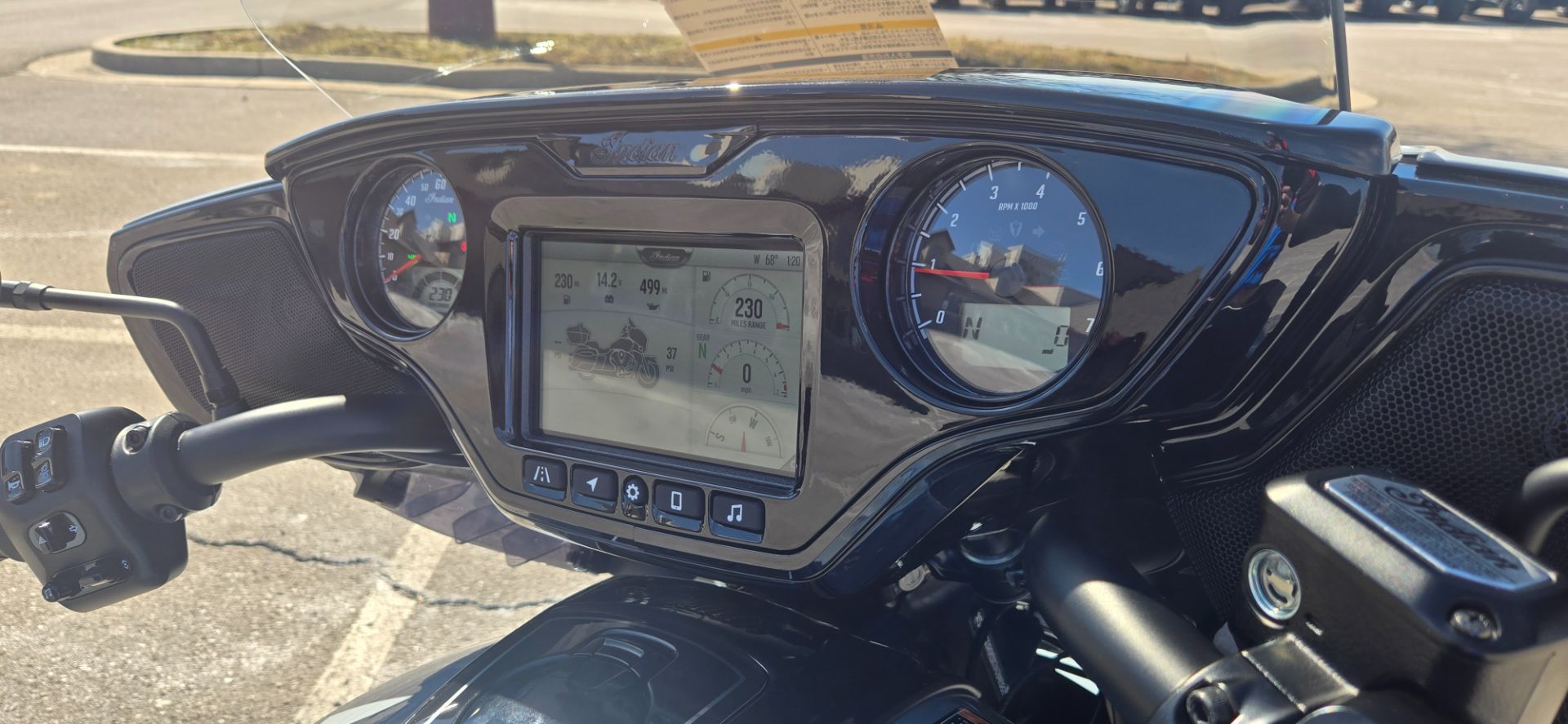 2025 Indian Motorcycle Roadmaster® PowerPlus Dark Horse® with PowerBand Audio Package in Lexington, Kentucky - Photo 14