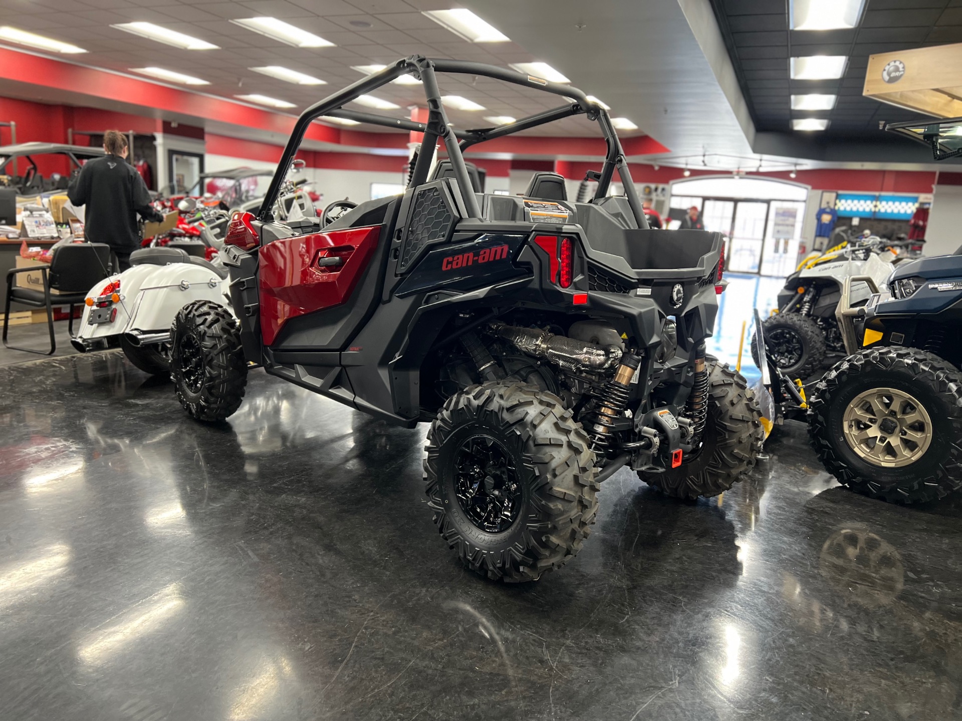 2024 Can-Am Maverick Sport DPS in Lafayette, Indiana - Photo 4