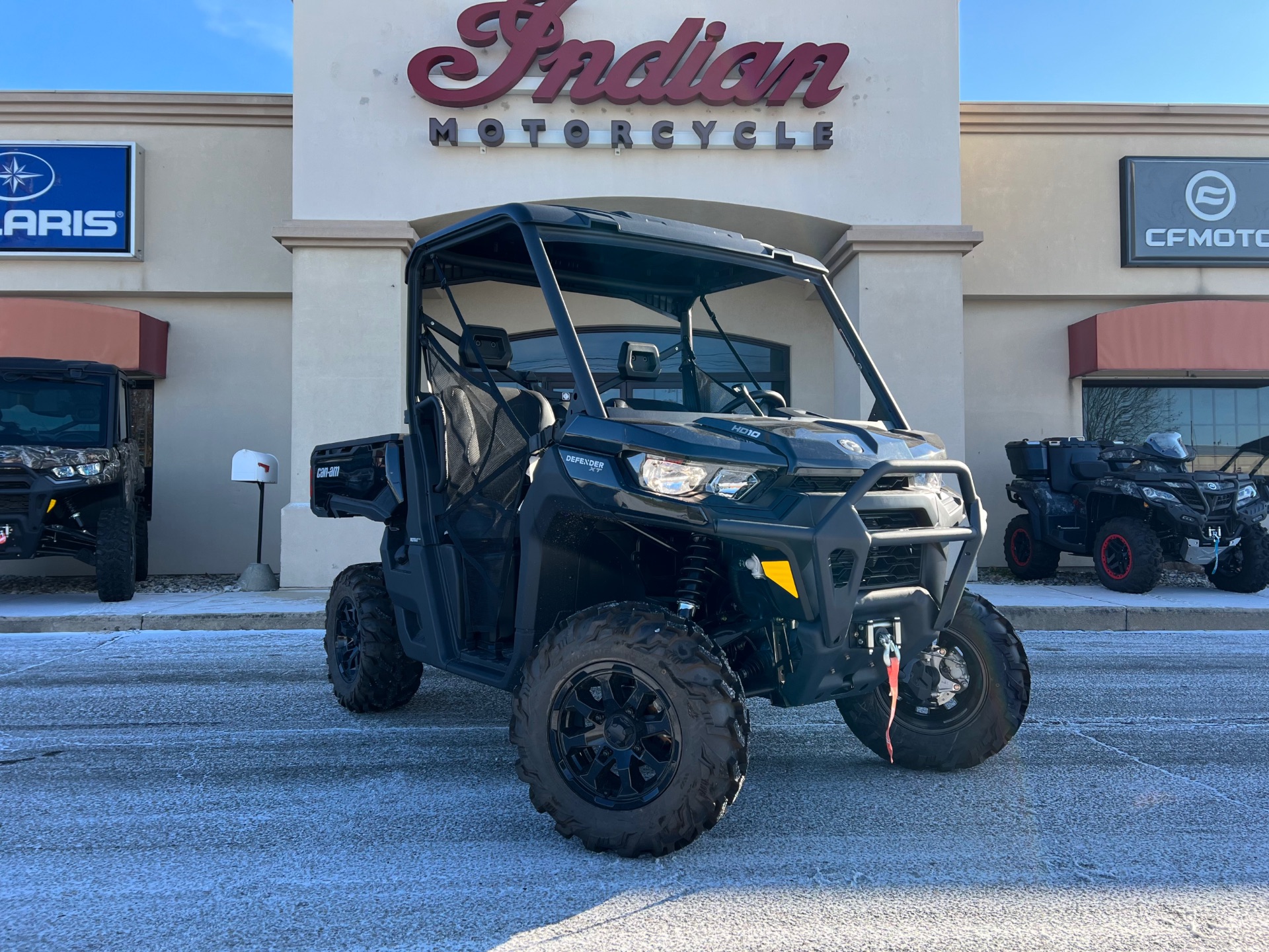 2024 Can-Am Defender XT HD10 in Lafayette, Indiana - Photo 2