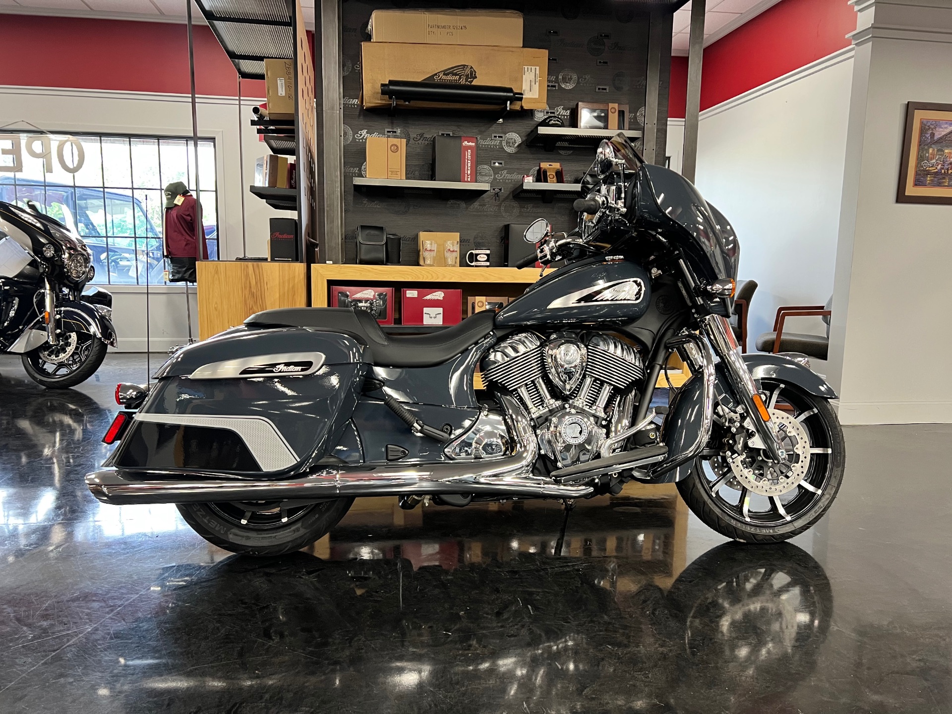 New 2025 Indian Motorcycle Chieftain® Limited with PowerBand Audio