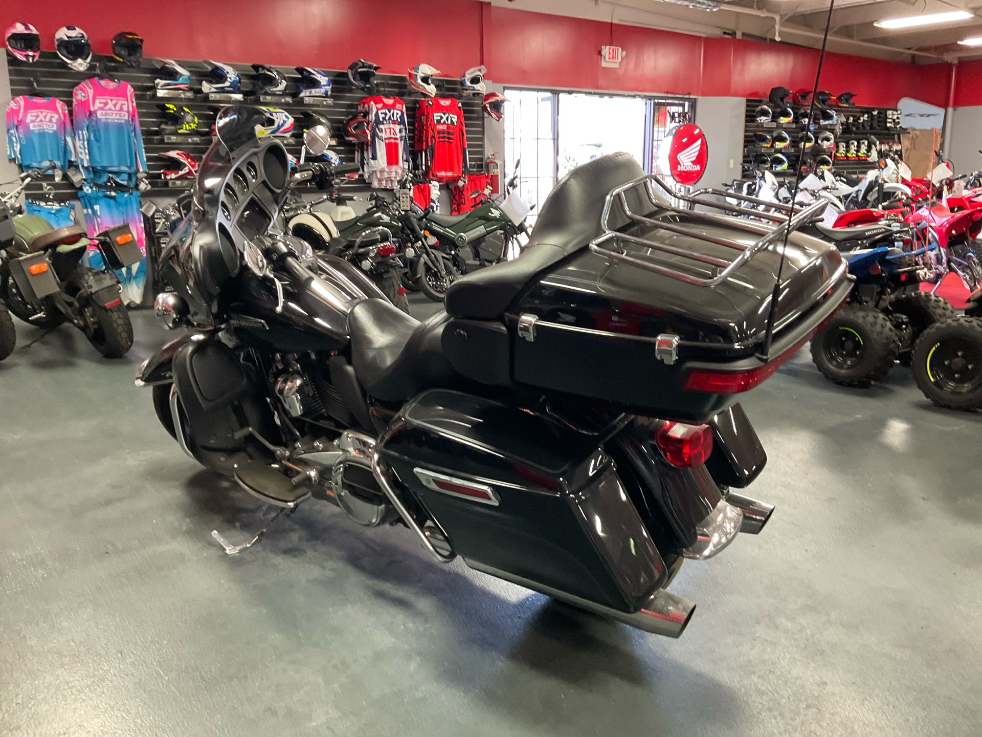 2019 Harley-Davidson Electra Glide® Ultra Classic® in Lafayette, Indiana - Photo 5