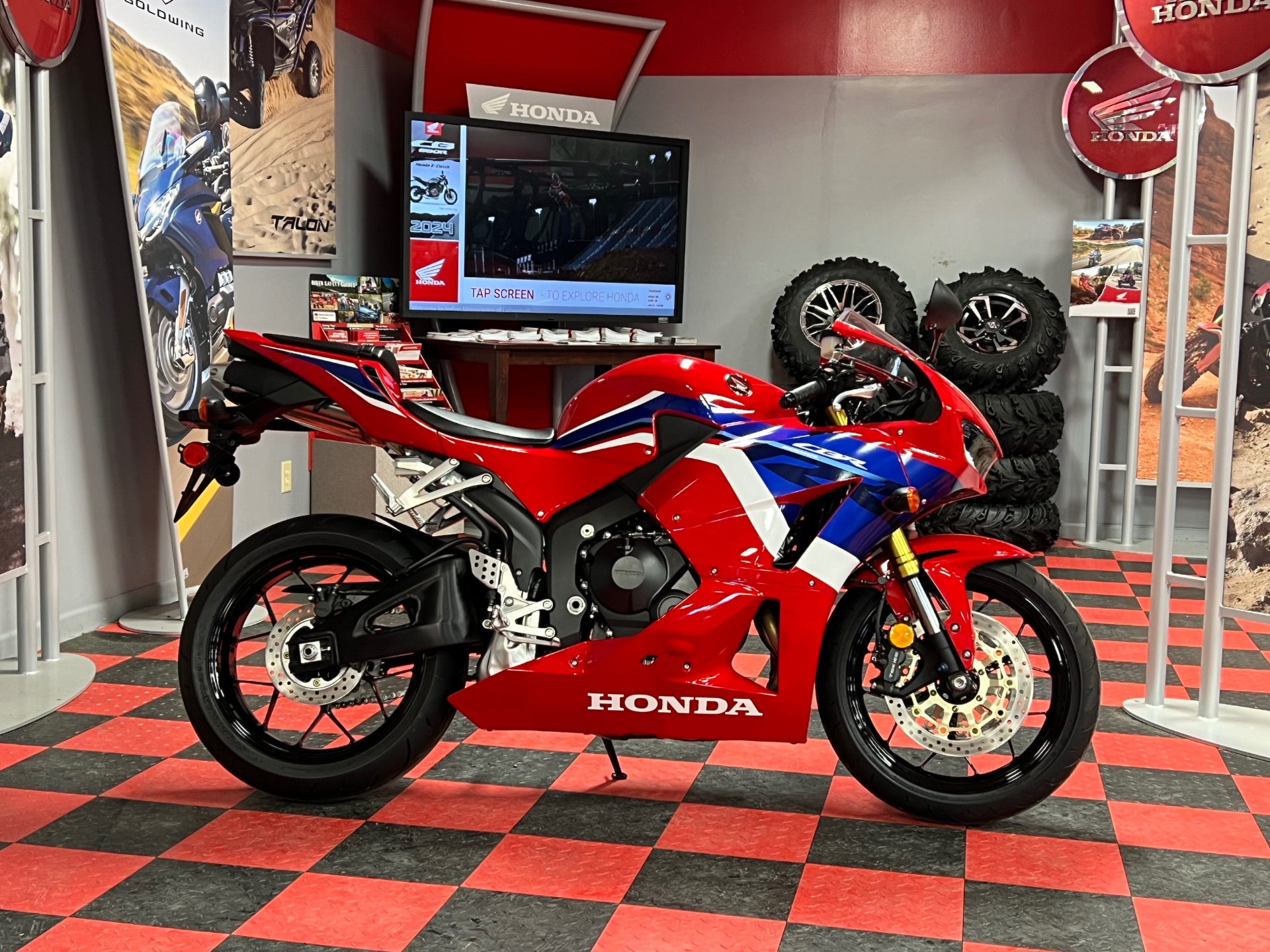 2024 Honda CBR600RR in Lafayette, Indiana - Photo 1