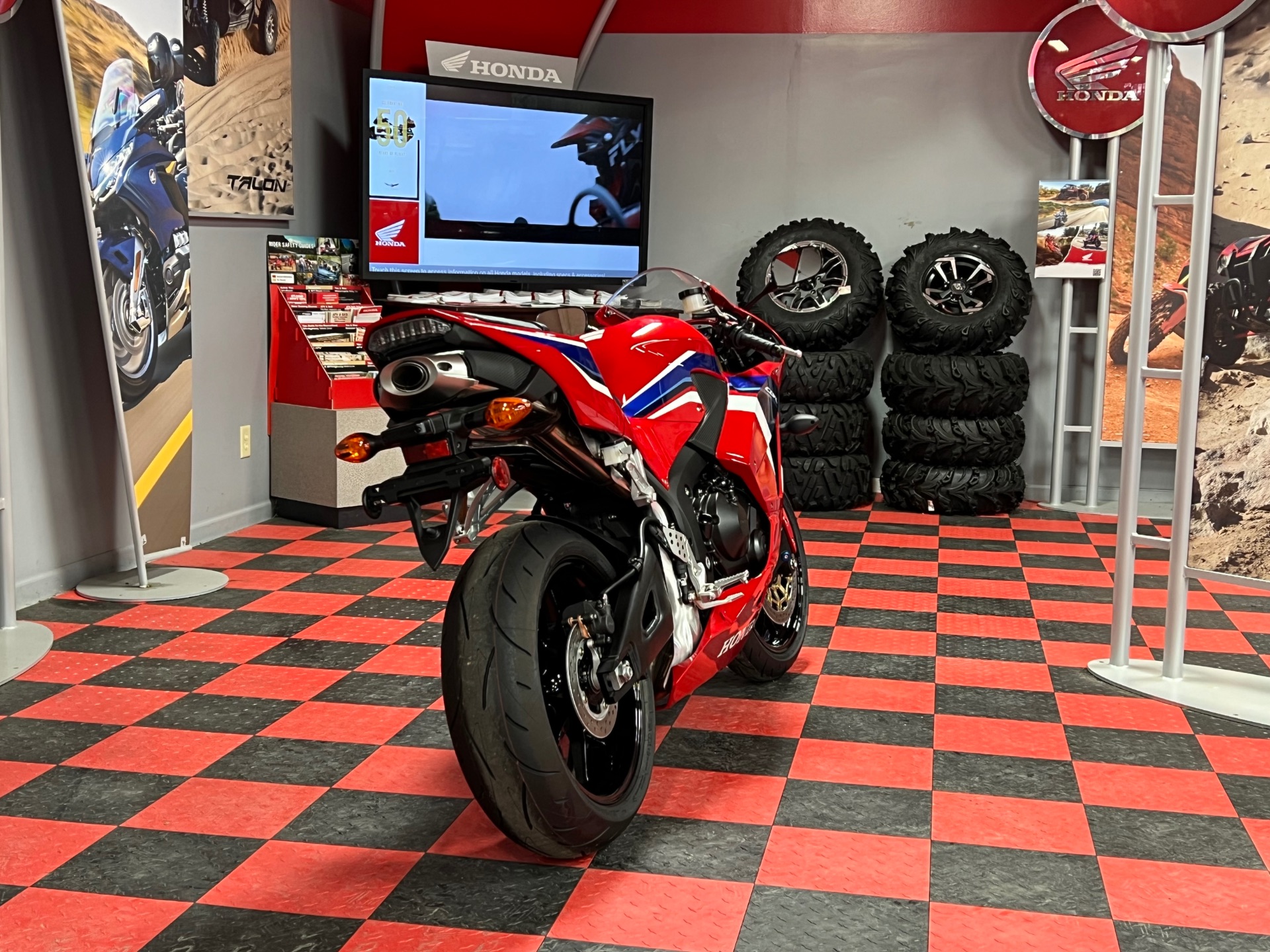 2024 Honda CBR600RR in Lafayette, Indiana - Photo 5