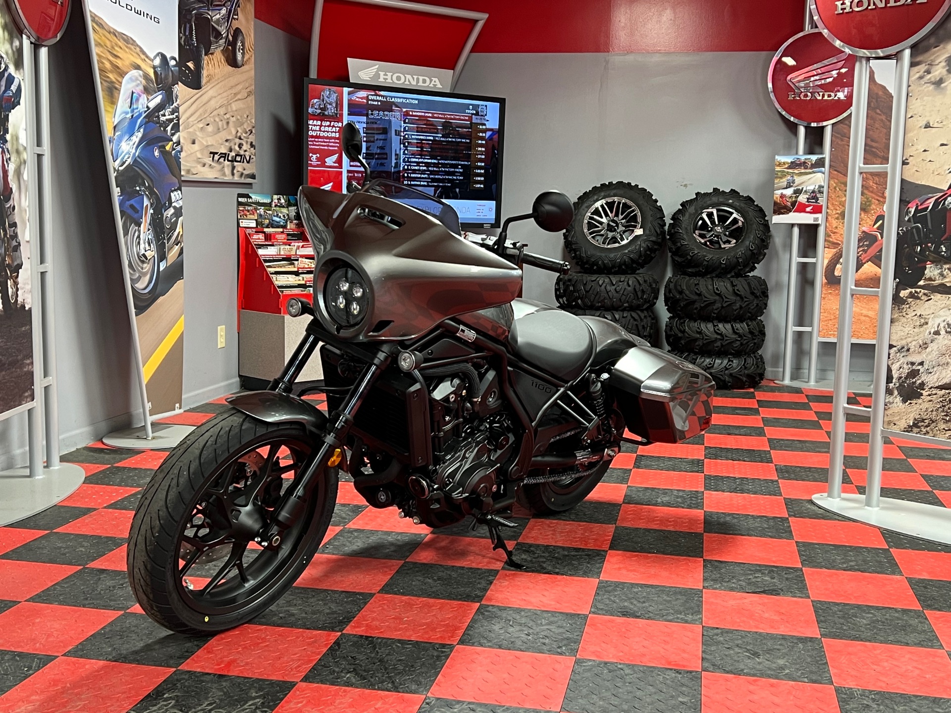 2025 Honda Rebel 1100T DCT in Lafayette, Indiana - Photo 3