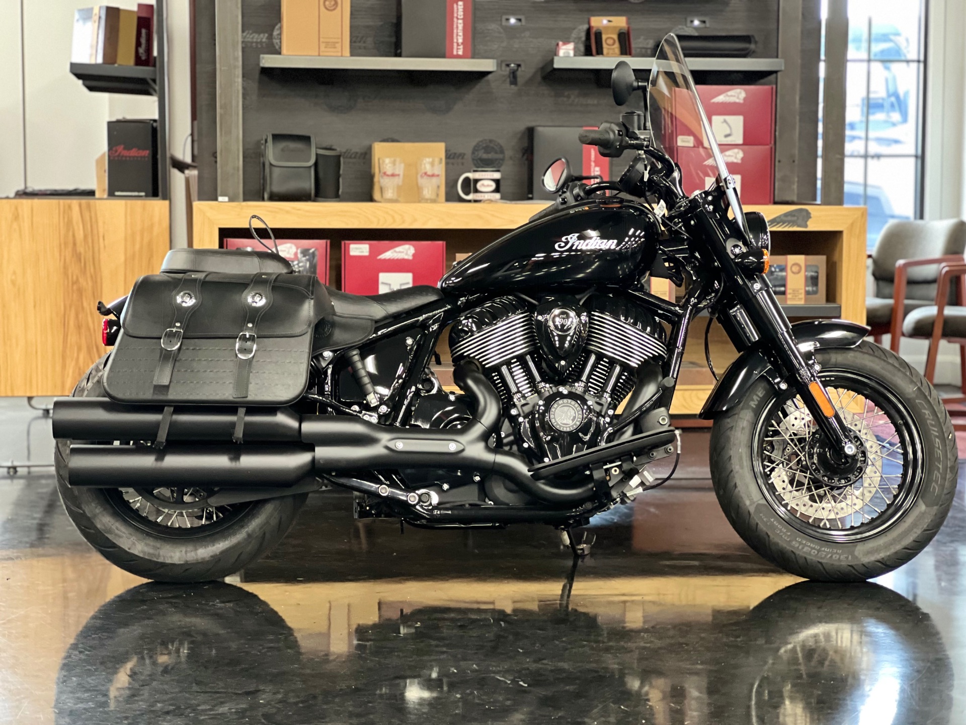 New 2025 Indian Motorcycle Super Chief Dark Horse, Indianapolis IN