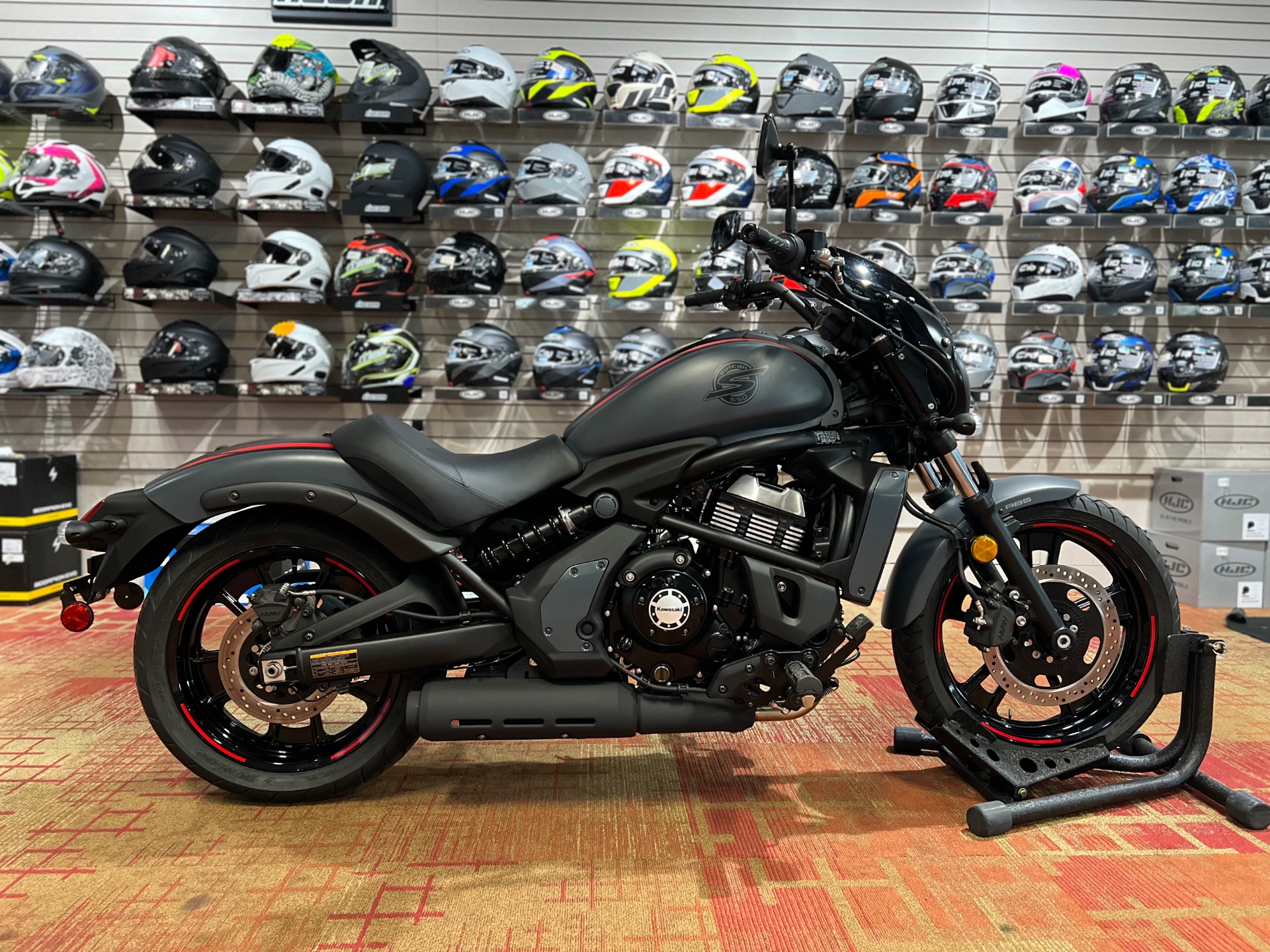 2024 Kawasaki Vulcan S Cafe ABS in Anderson, Indiana - Photo 2