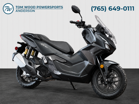 2027 Honda ADV160 — photo 1 of 21
