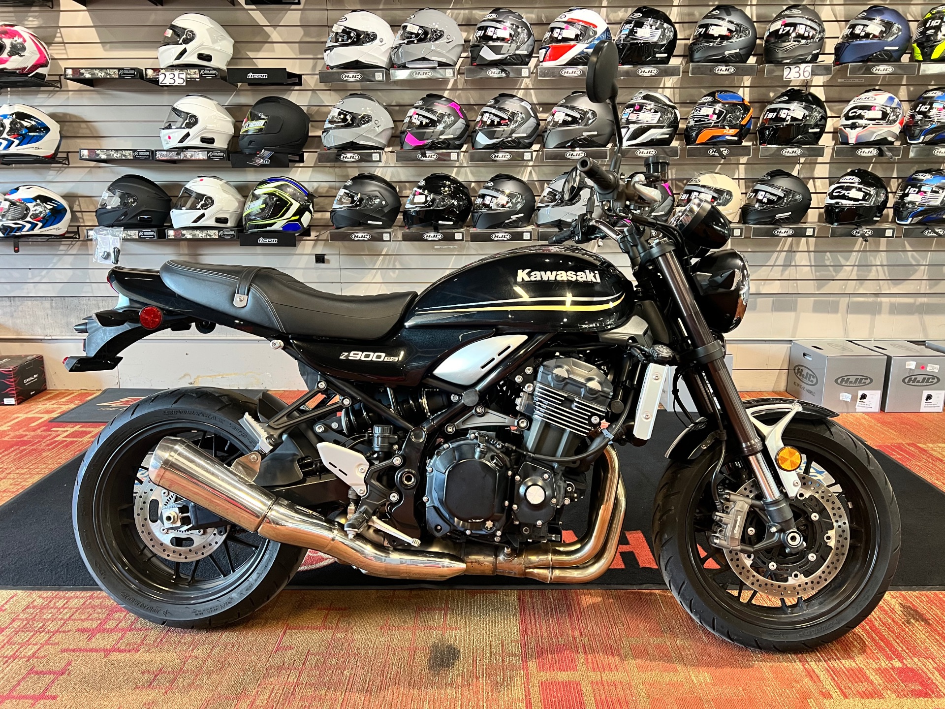 S*o様 (K02) RADO Kempler 773446A 手巻き 稼働品 Used 2018 Kawasaki Z900RS, Anderson IN | Specs, Price, Photos