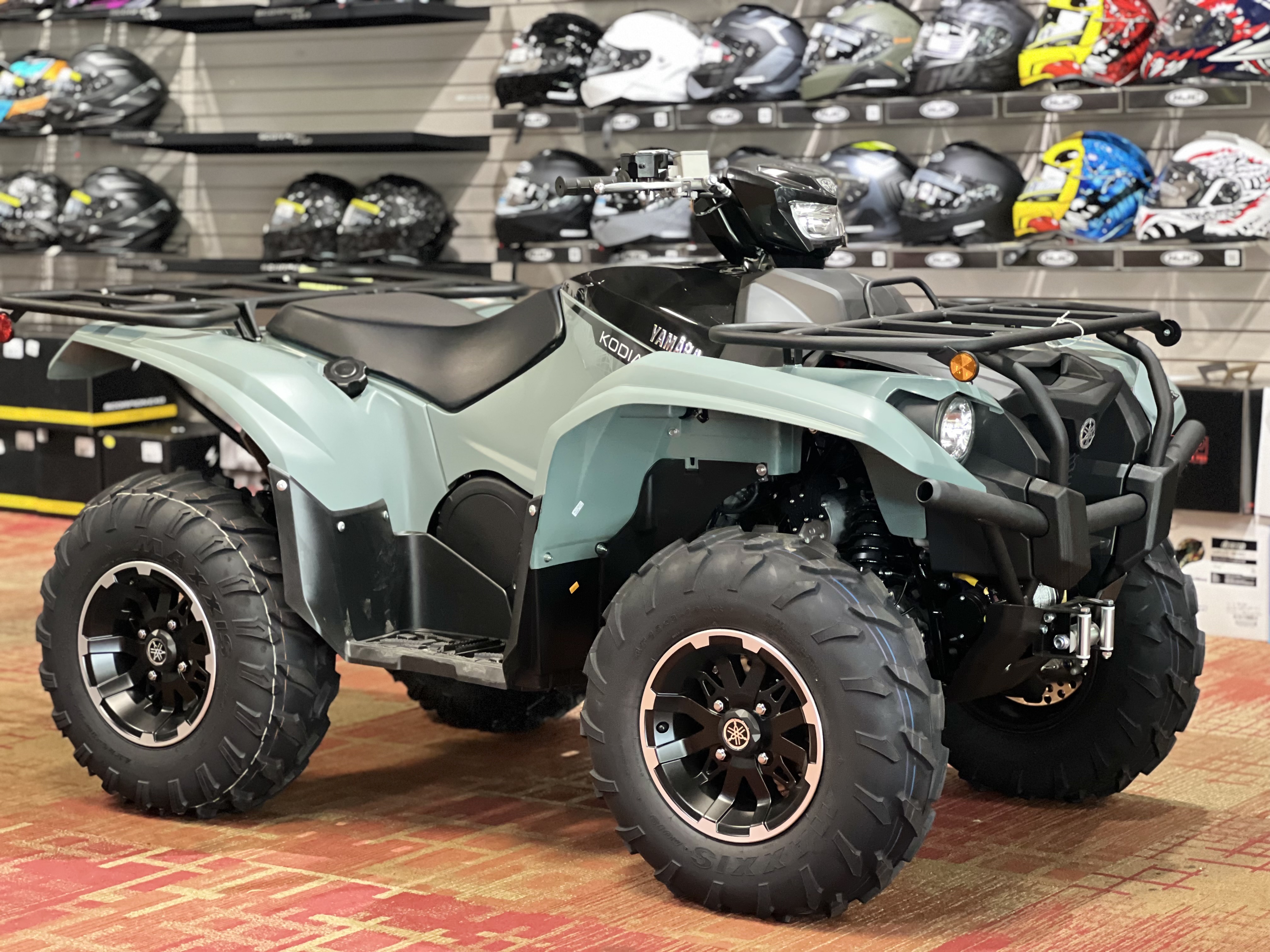 2026 Kodiak 700 EPS XT-R