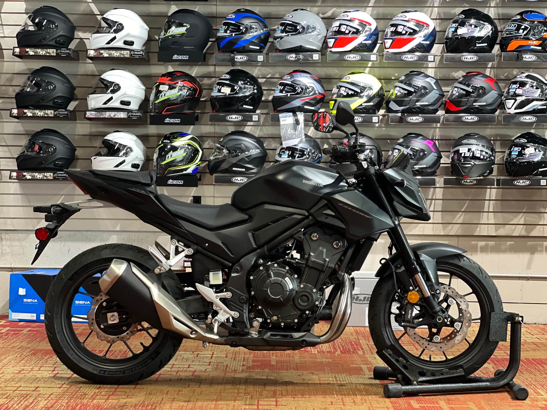 2025 CB500F ABS