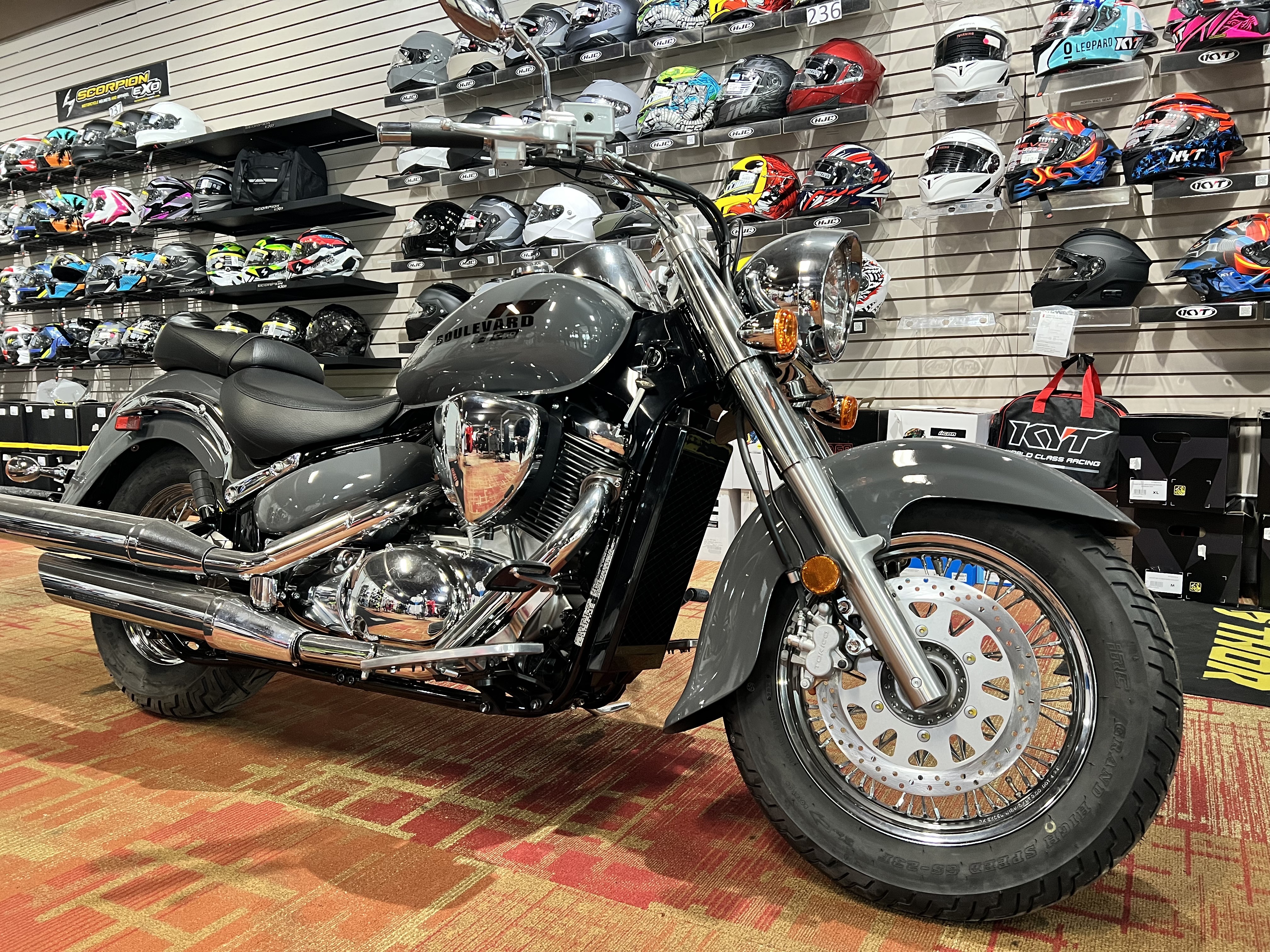 2025 Suzuki Boulevard C50 2