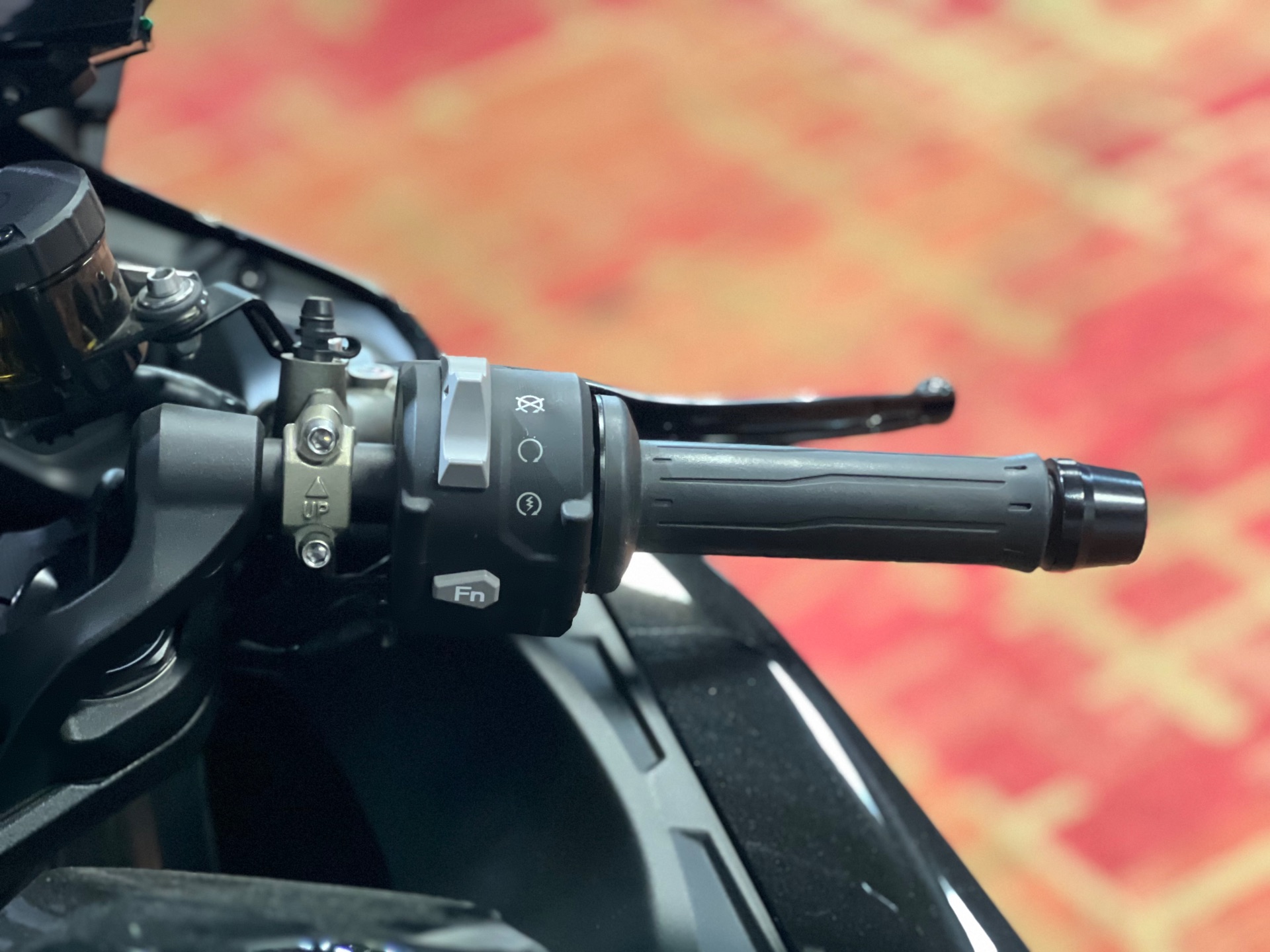 2022 Kawasaki NINJA H2 SX SE in Anderson, Indiana - Photo 9