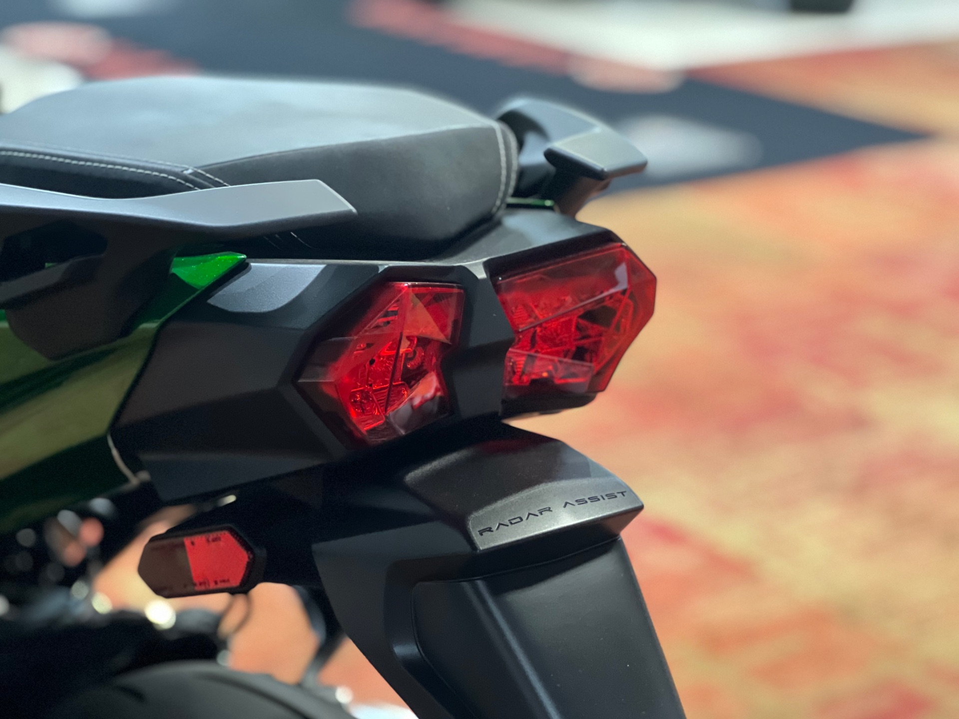 2022 Kawasaki NINJA H2 SX SE in Anderson, Indiana - Photo 16