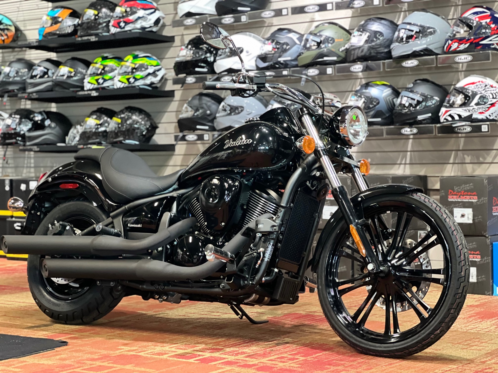 2026 Vulcan® 900 Custom
