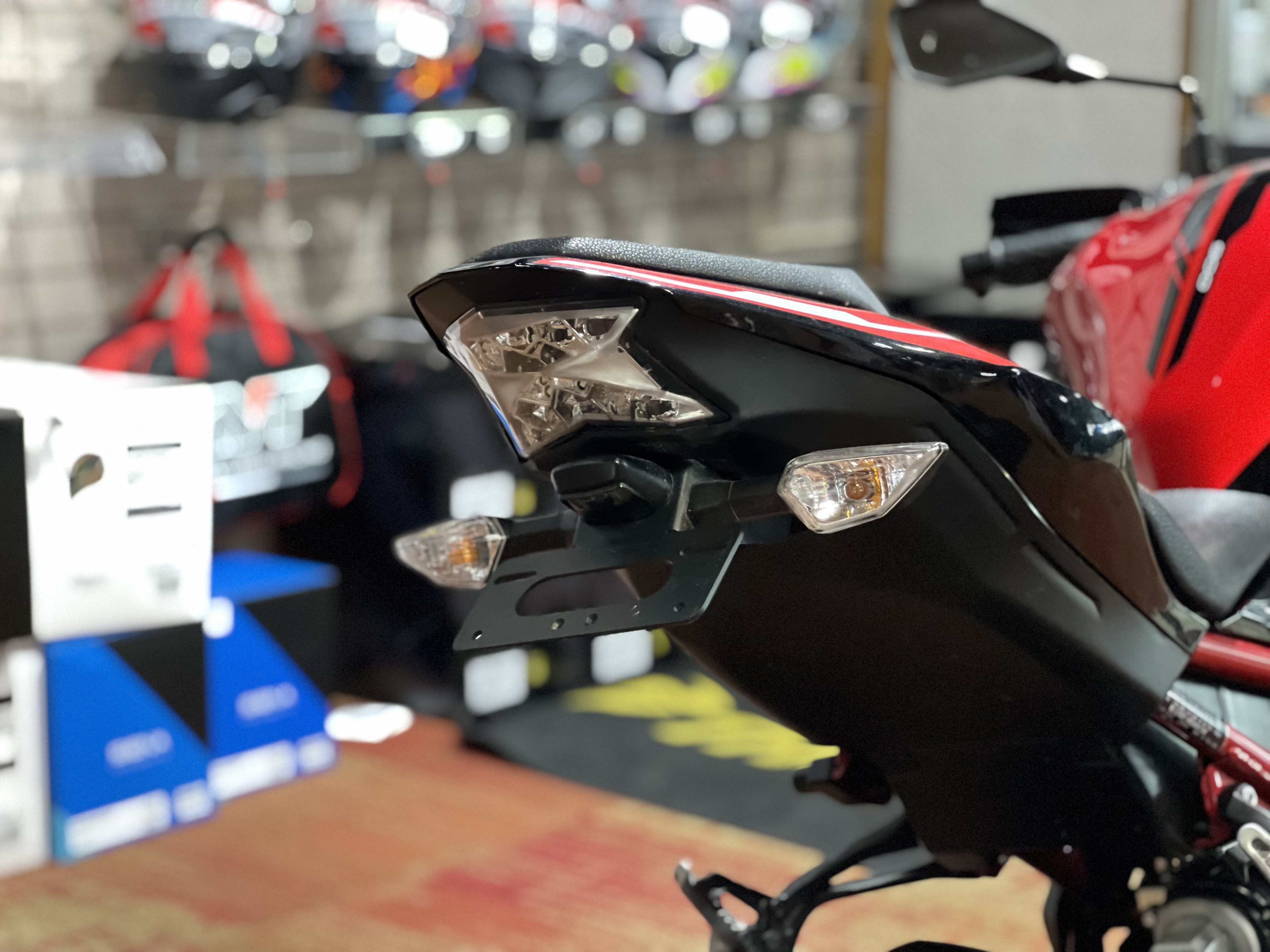 2024 Kawasaki Z900 ABS 11